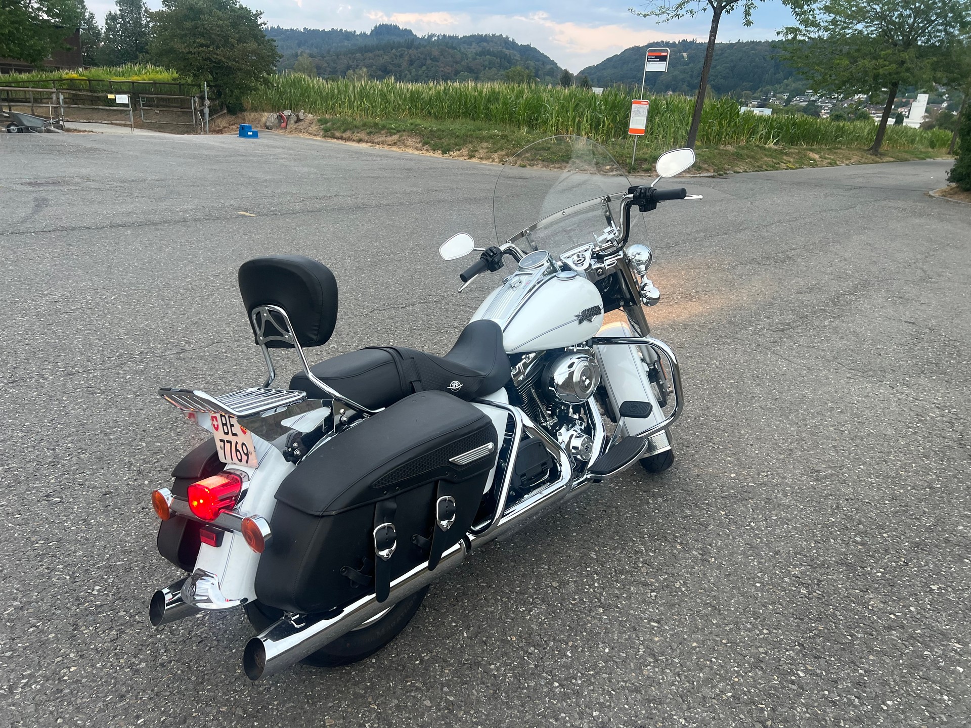 HARLEY-DAVIDSON FLHRC Road King Classic 103 ABS-image-1