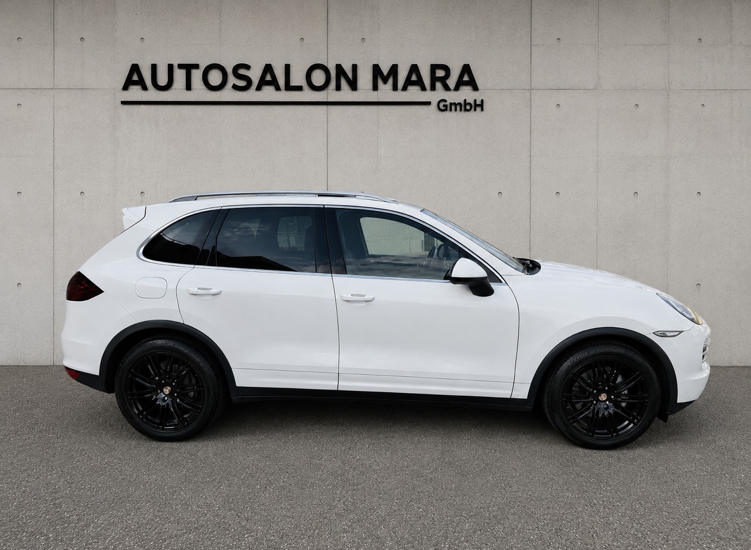 PORSCHE Cayenne S Frisch ab MFK mit AHK-image-6