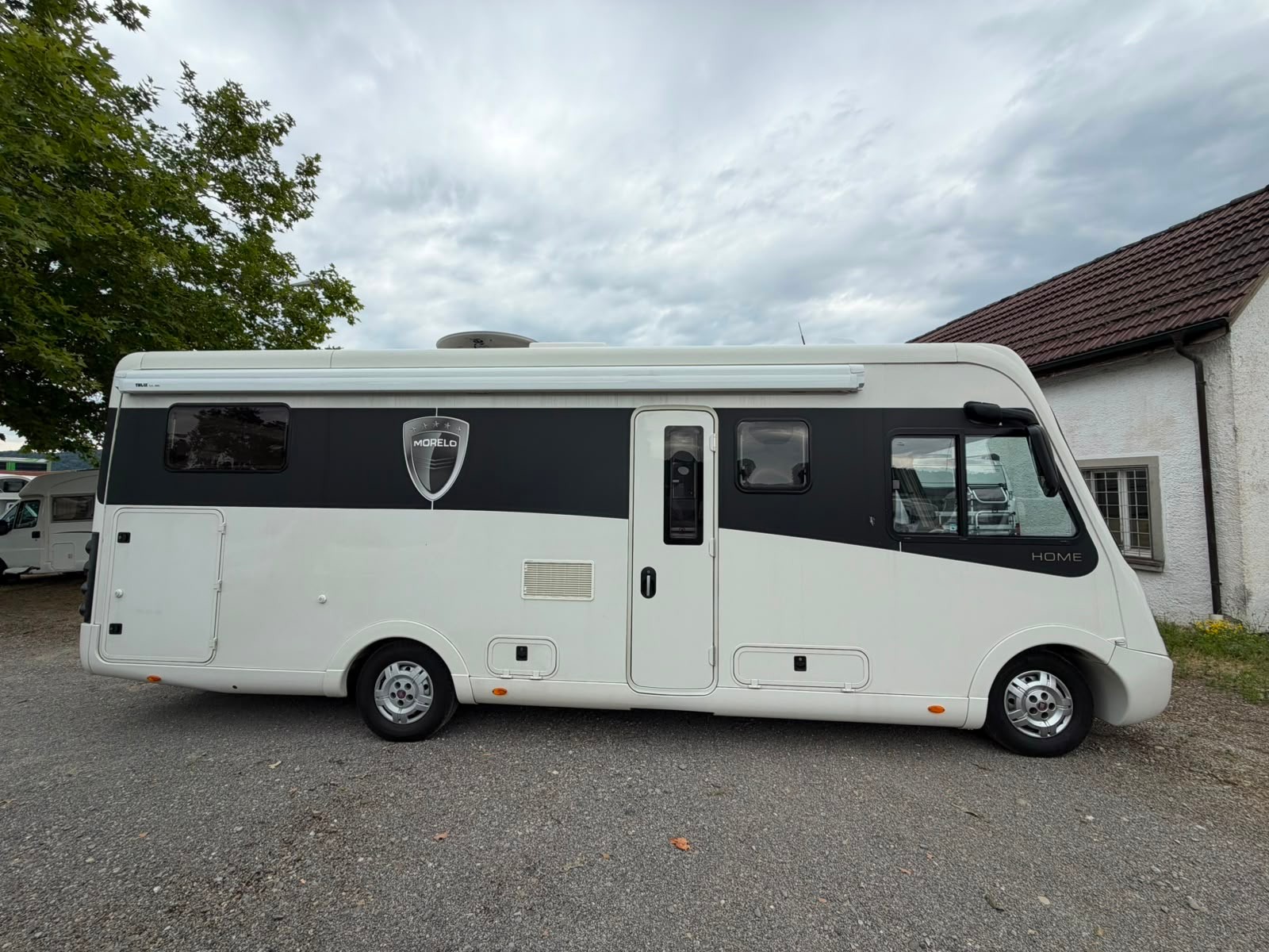 FIAT ***3.0 JTD 180PS***MORELO HOME 79LX***LÄNGSBETT***AUTOMAT***LUXUS-LINER***-showroom-element-2