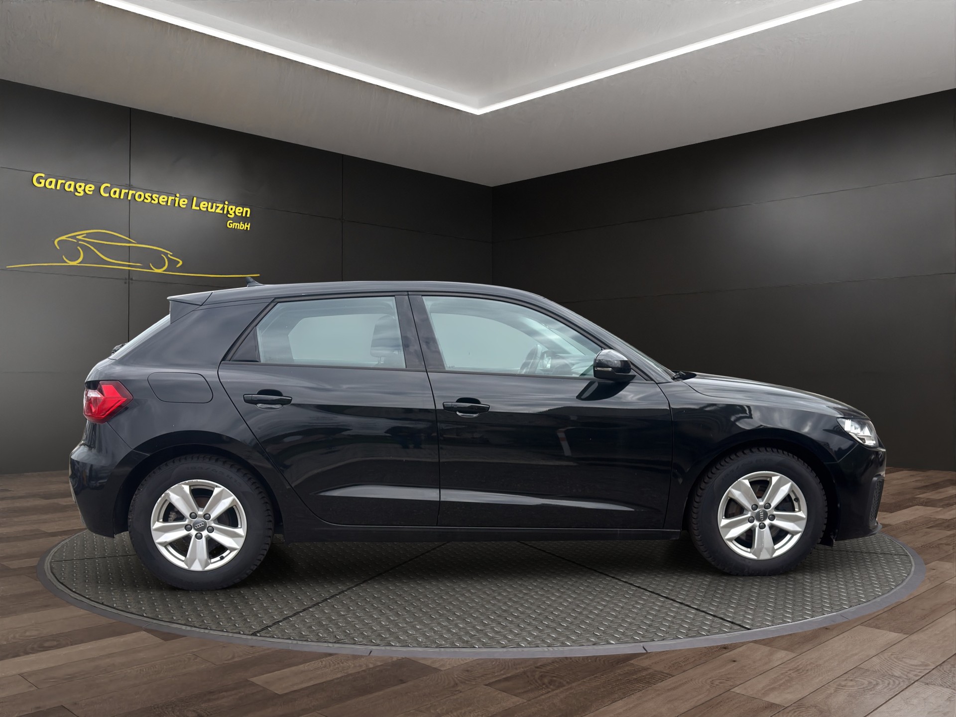 AUDI A1 Sportback 30 TFSI advanced S-tronic-image-6