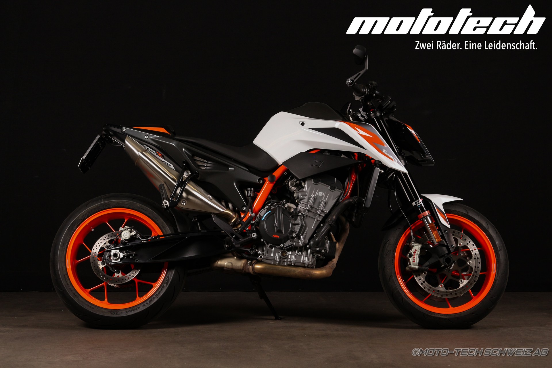 KTM 890 Duke R-image-1