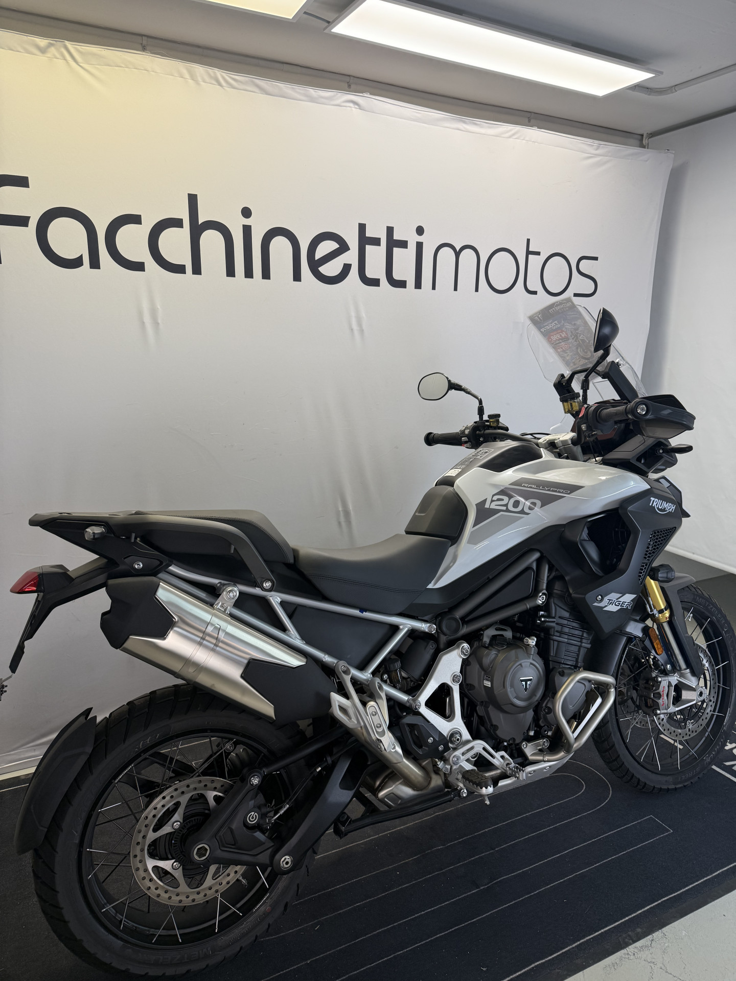 TRIUMPH Tiger 1200 Rally Pro-image-1