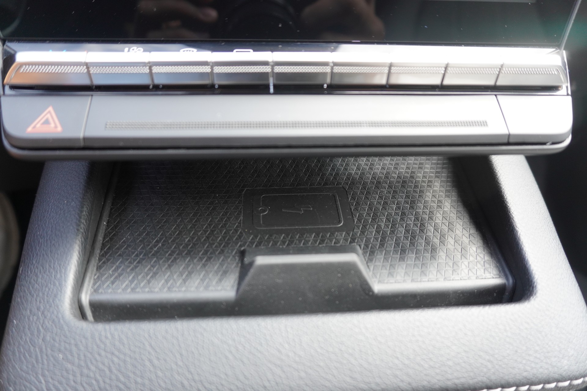 RENAULT Mégane E-TECH EV60 Iconic-image-17