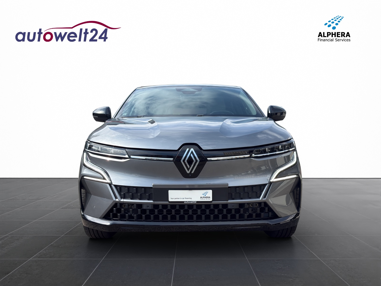 RENAULT Mégane E-TECH EV60 Iconic-showroom-element-2
