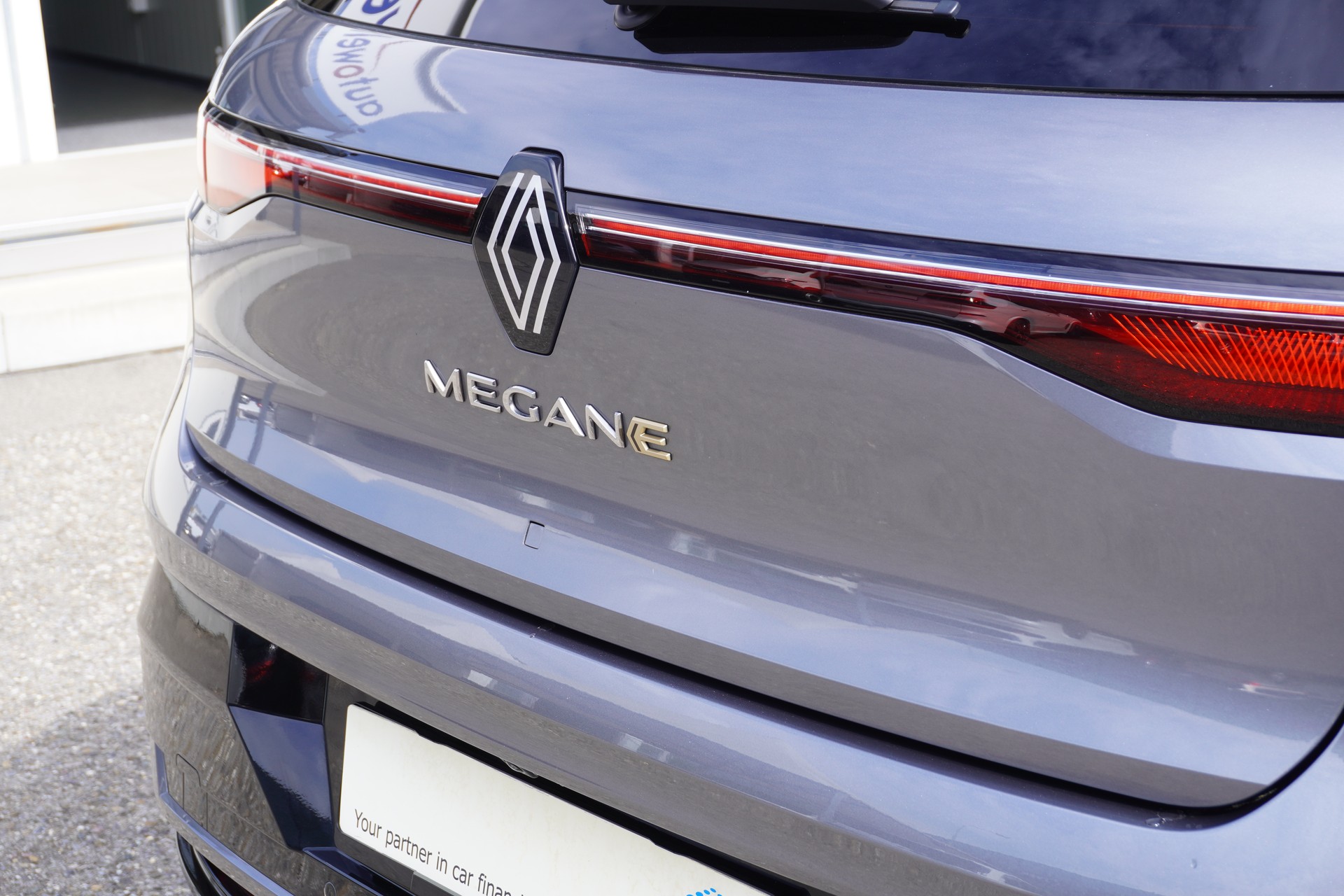 RENAULT Mégane E-TECH EV60 Iconic-image-44