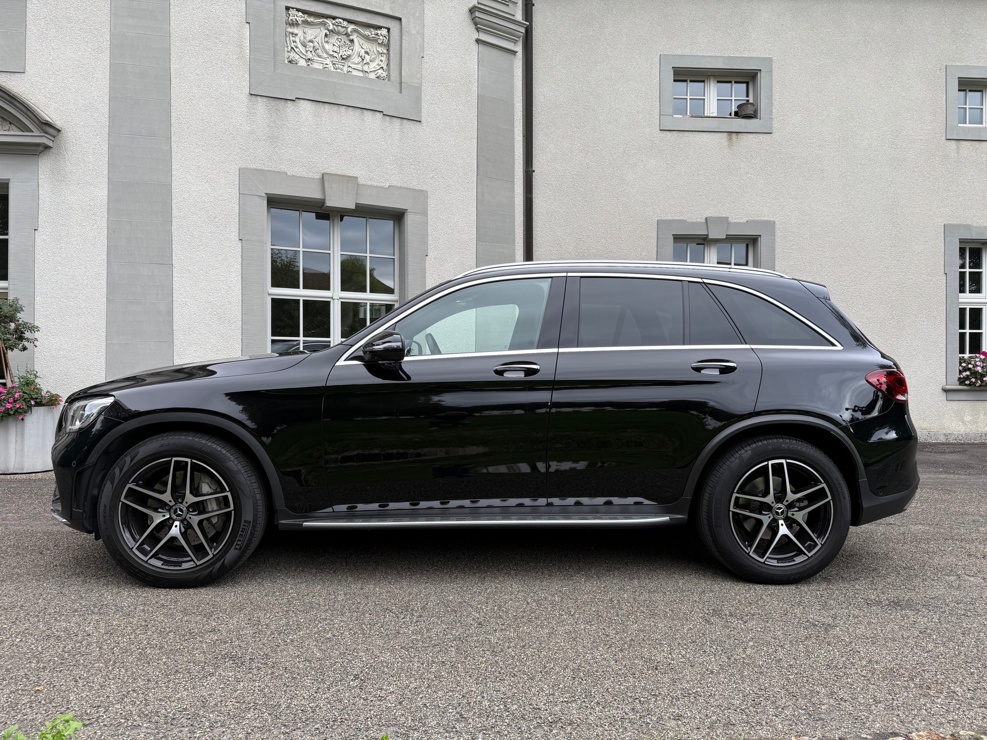 MERCEDES-BENZ GLC 400 d 4Matic AMG Line 9G-Tronic-showroom-element-3