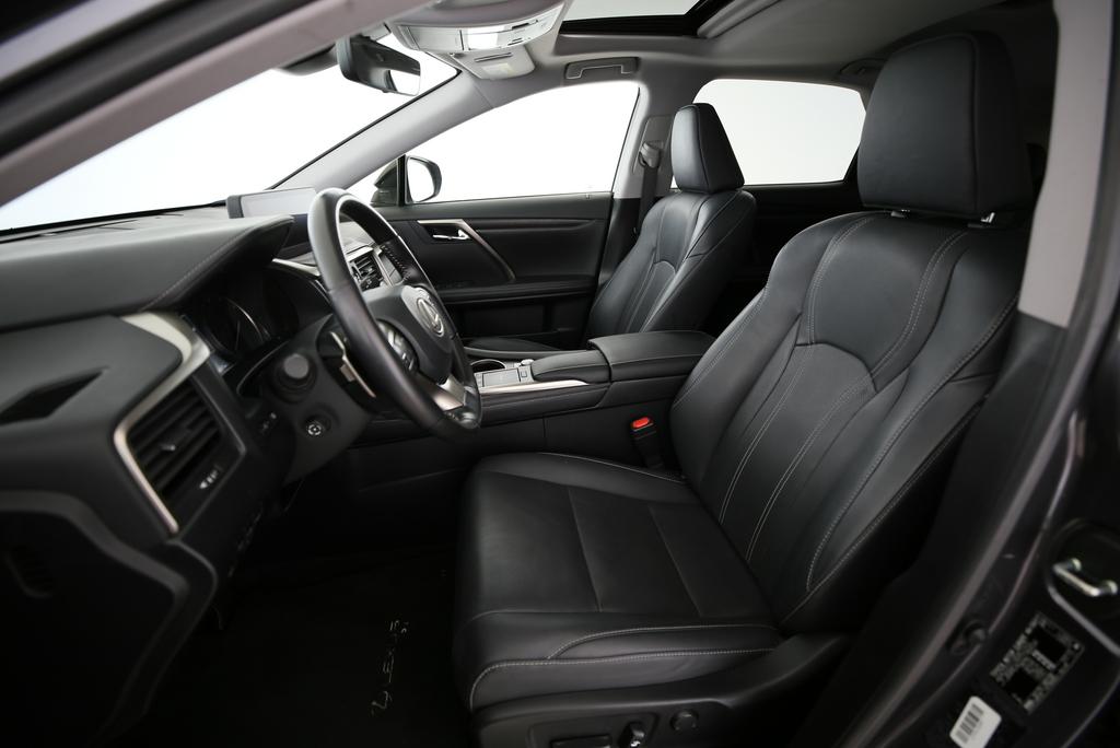 LEXUS RX 300 Special Edition-showroom-element-3