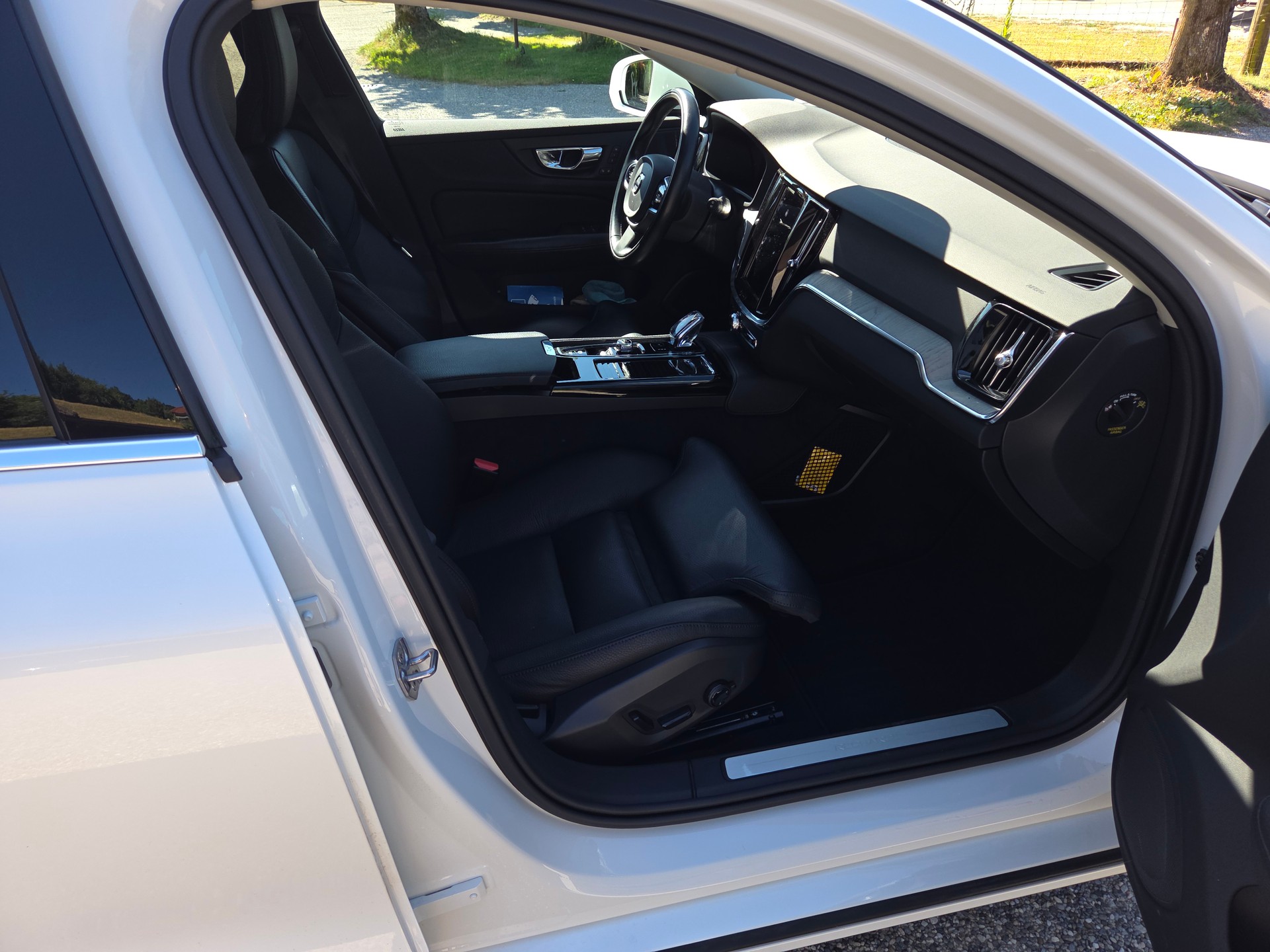 VOLVO 2.0 T6 TE Inscription eAWD-image-5