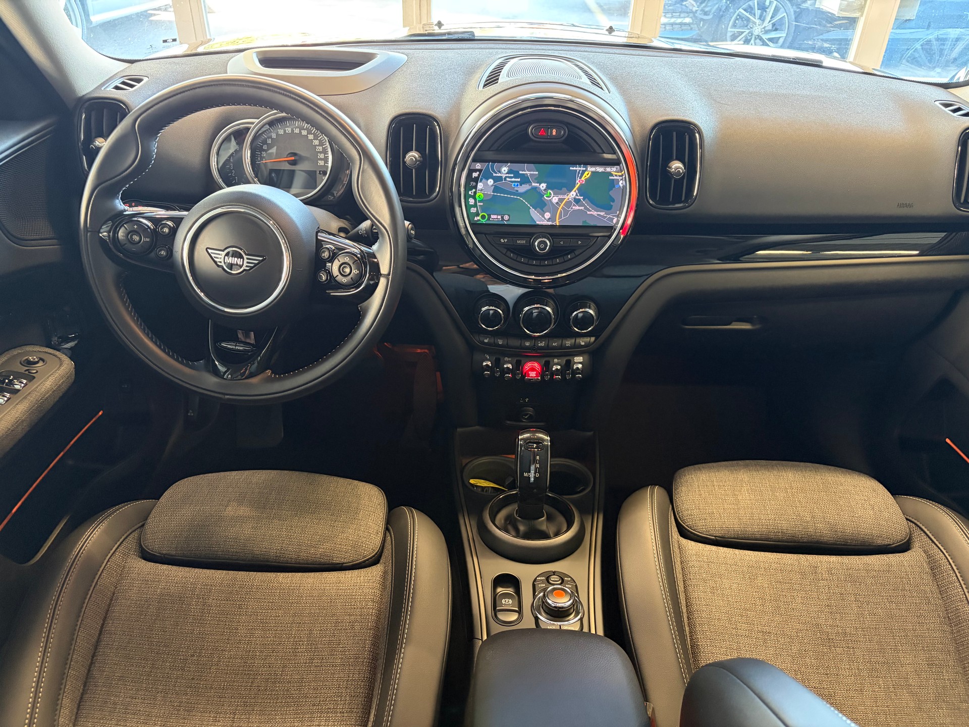 MINI Countryman Cooper S Trafalgar ALL4 | CH Fahrzeug | 18 Zoll |-image-13