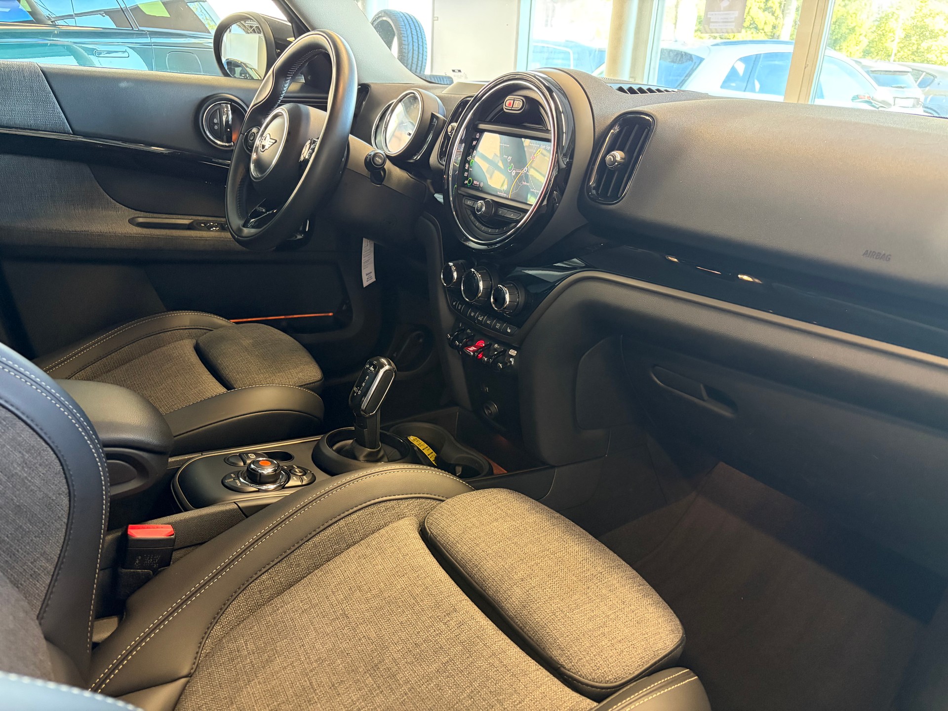 MINI Countryman Cooper S Trafalgar ALL4 | CH Fahrzeug | 18 Zoll |-image-29