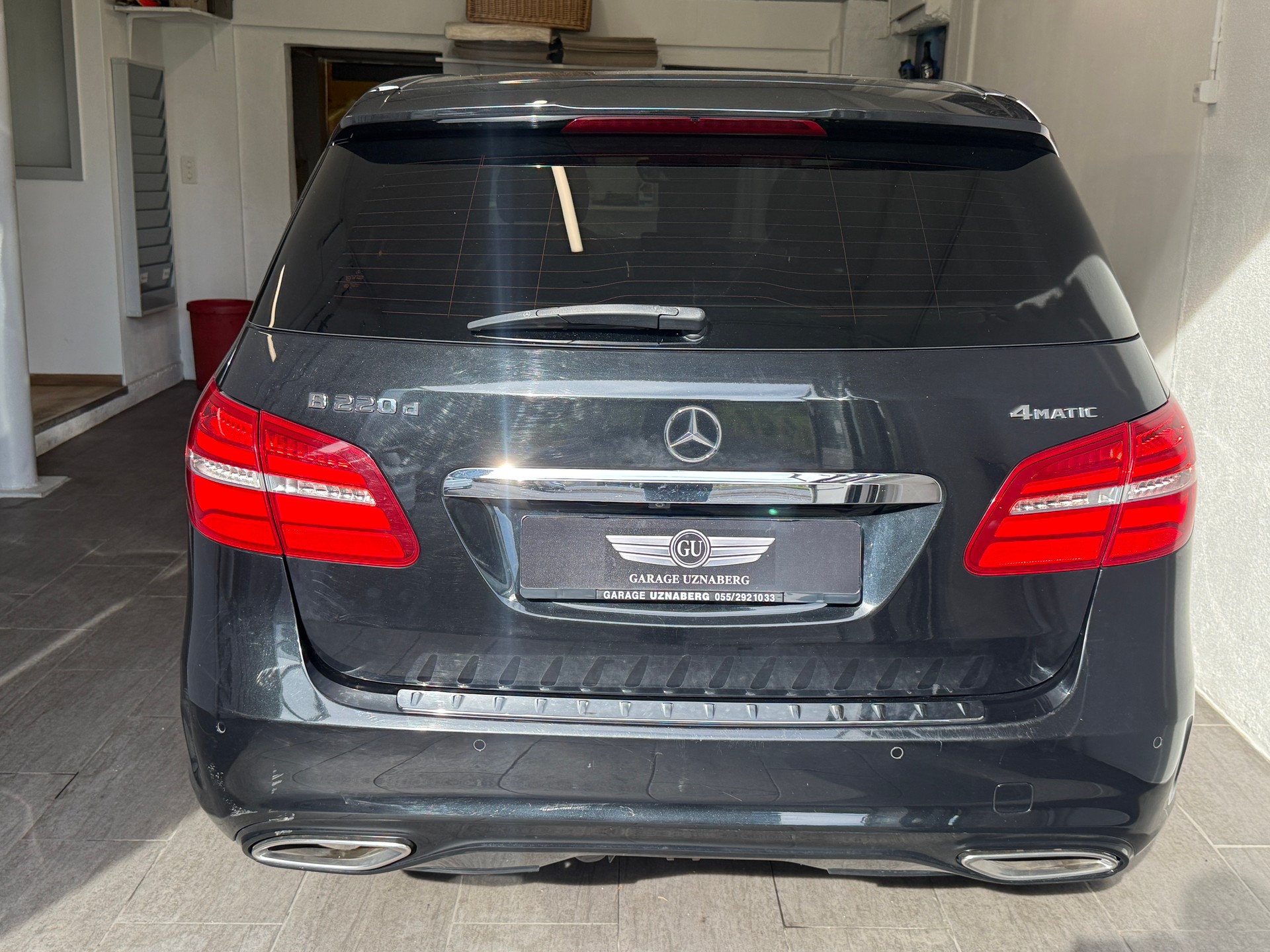 MERCEDES-BENZ B 220 CDI AMG Line 4Matic 7G-DCT Ab 185.- pro Monat Panormadach-showroom-element-3