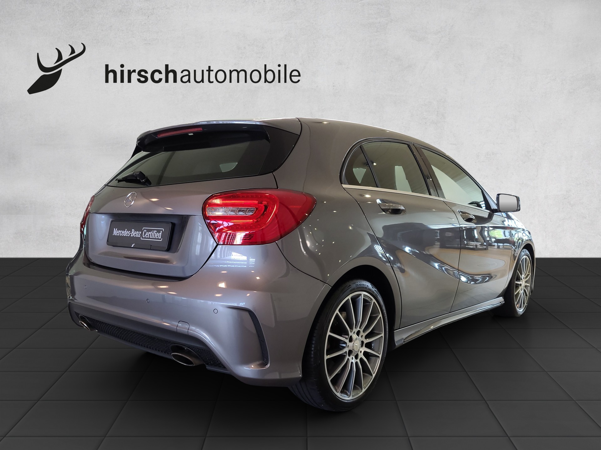 MERCEDES-BENZ A 220 4M AMG W176-showroom-element-3
