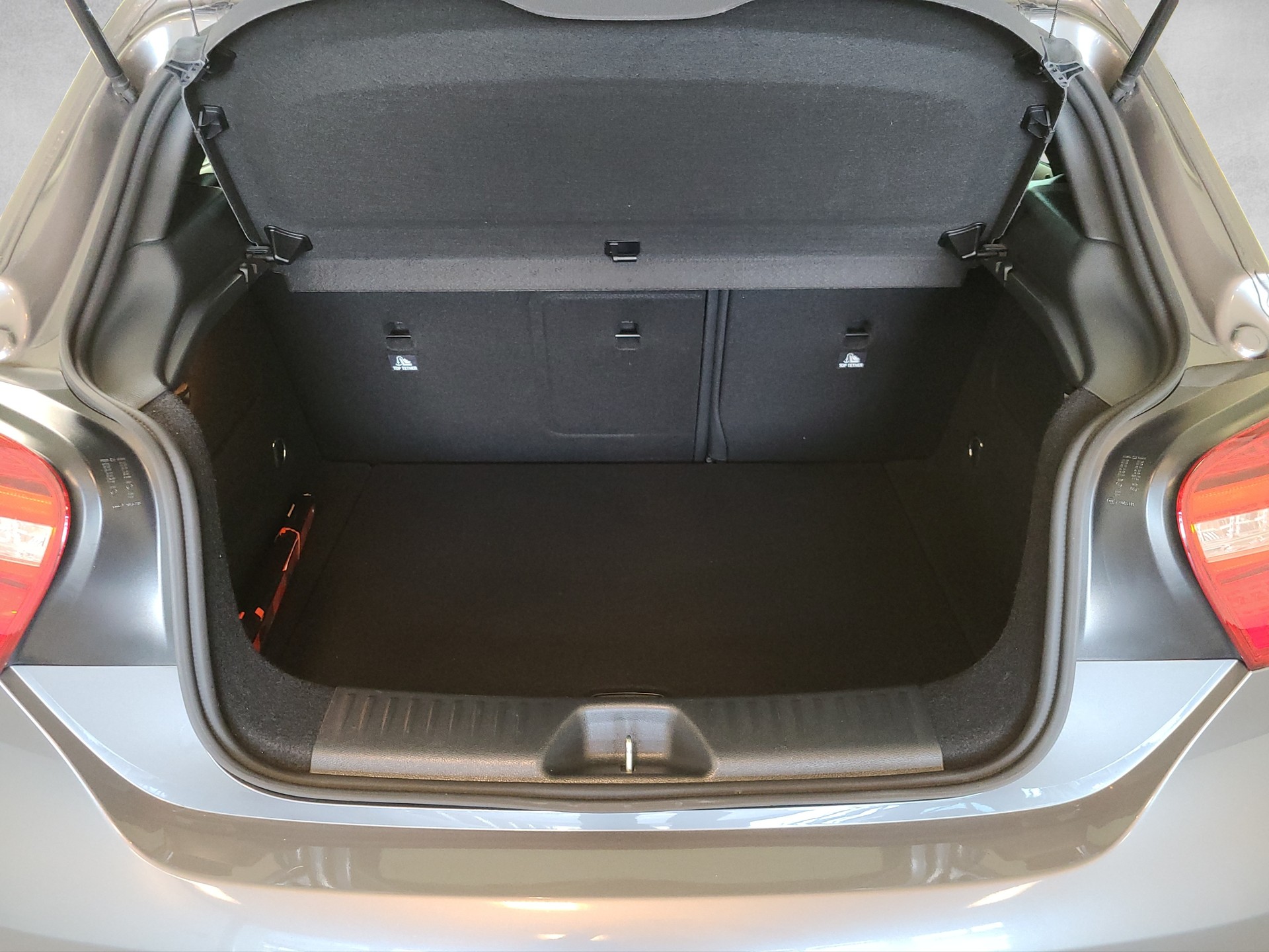 MERCEDES-BENZ A 220 4M AMG W176-image-12