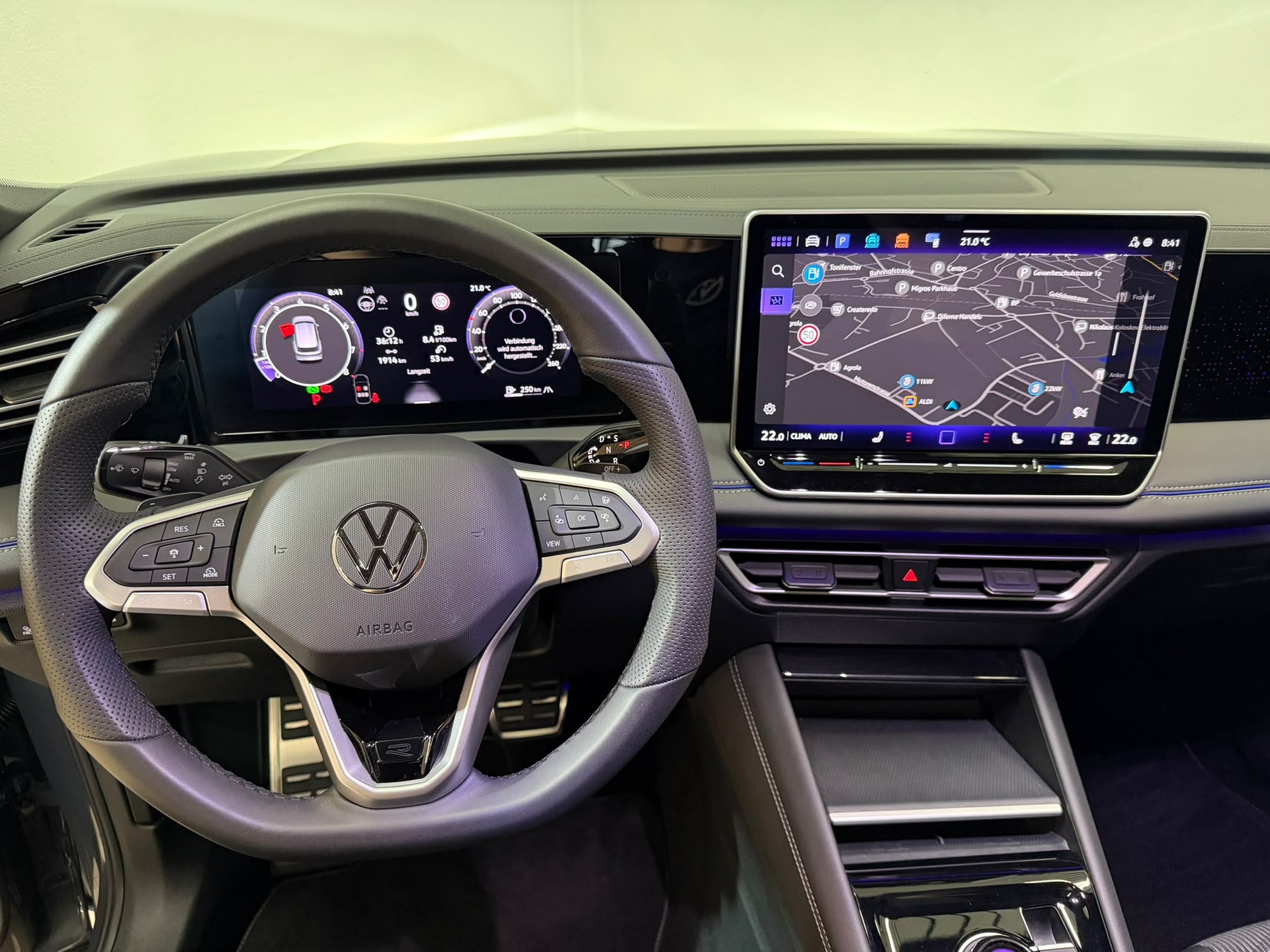 VW Tiguan 2.0 TSI DSG R-Line 4Motion-image-7