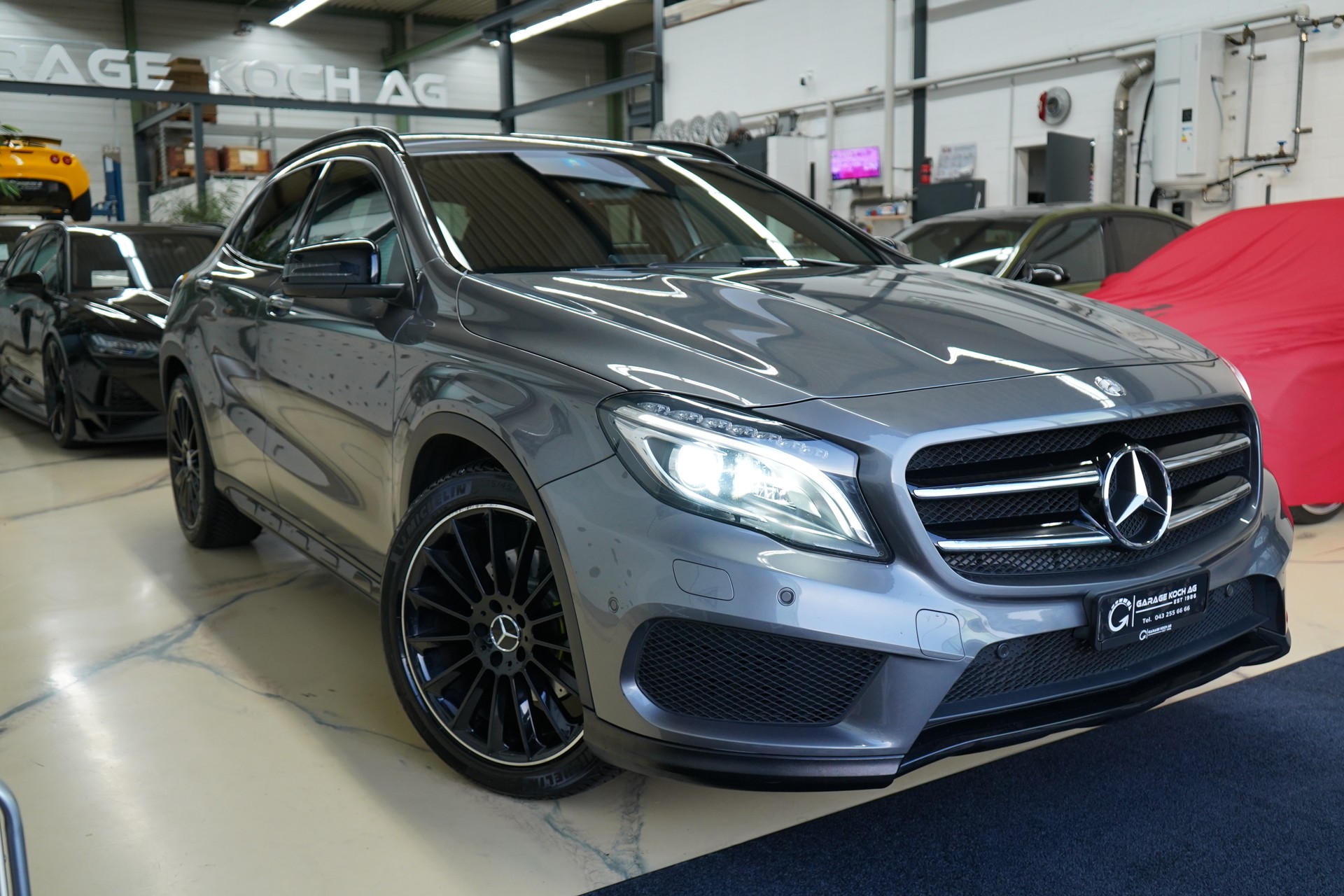 MERCEDES-BENZ GLA 250 AMG Line 4Matic 7G-DCT-image-8