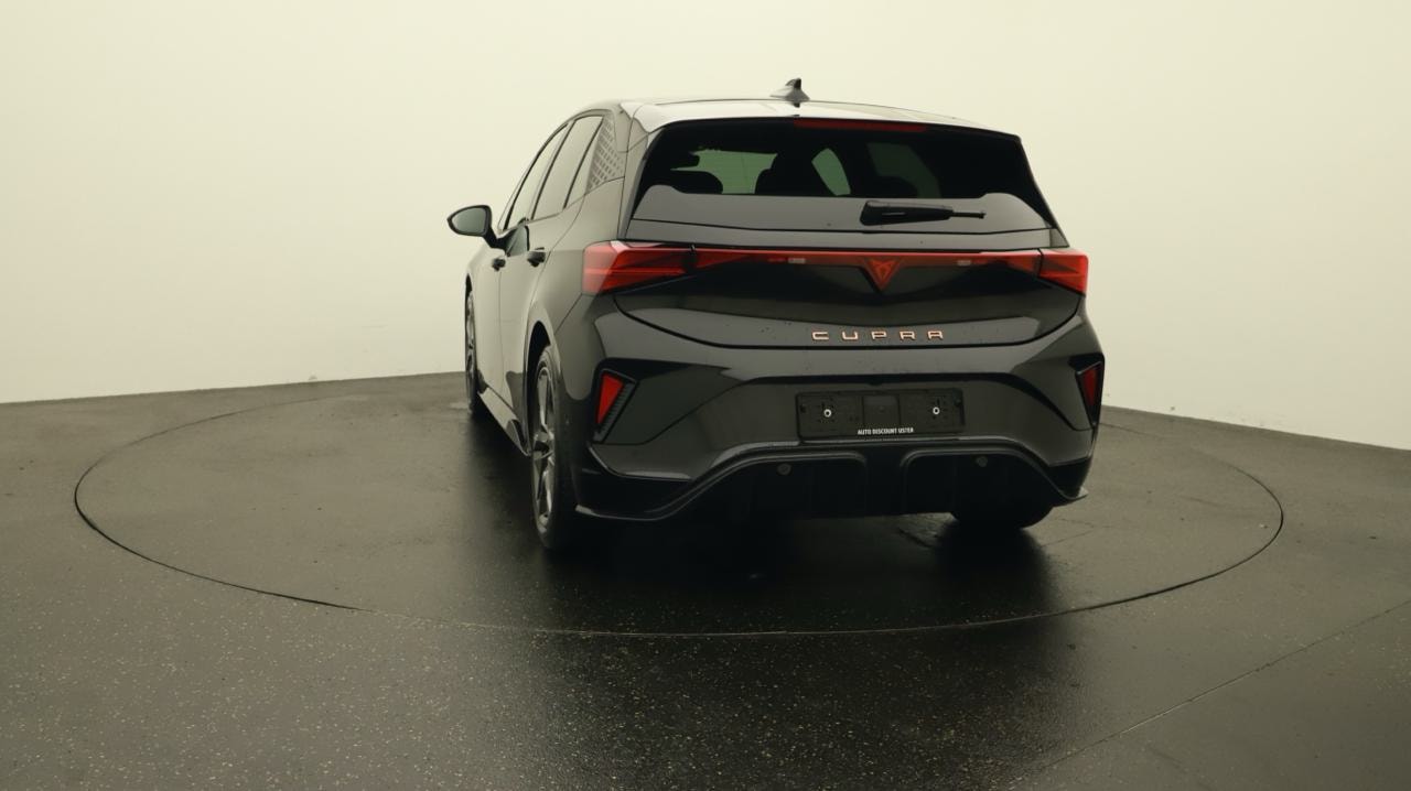CUPRA Born 58 kWh-showroom-element-3