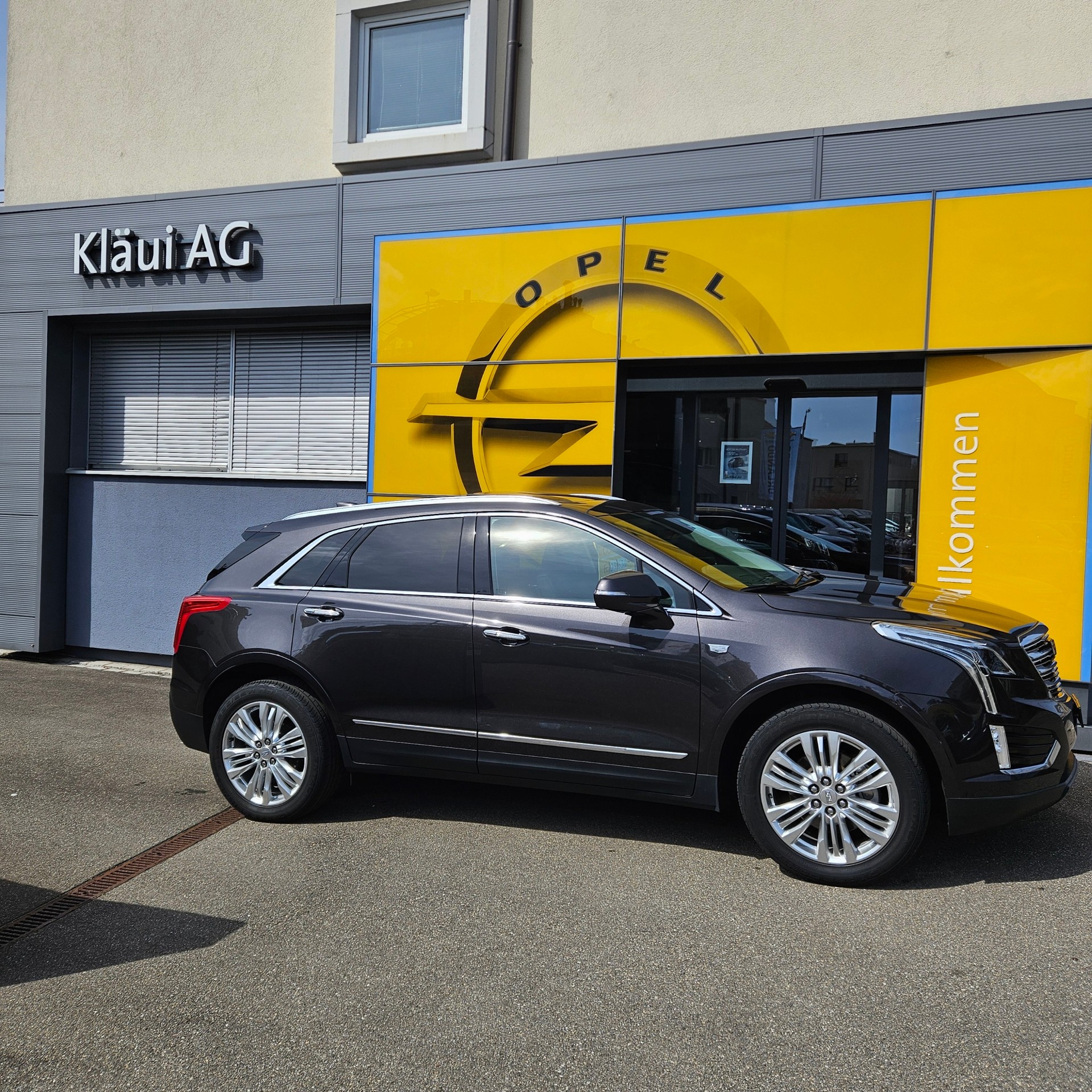 CADILLAC XT5 3.6 AWD Premium-showroom-element-2