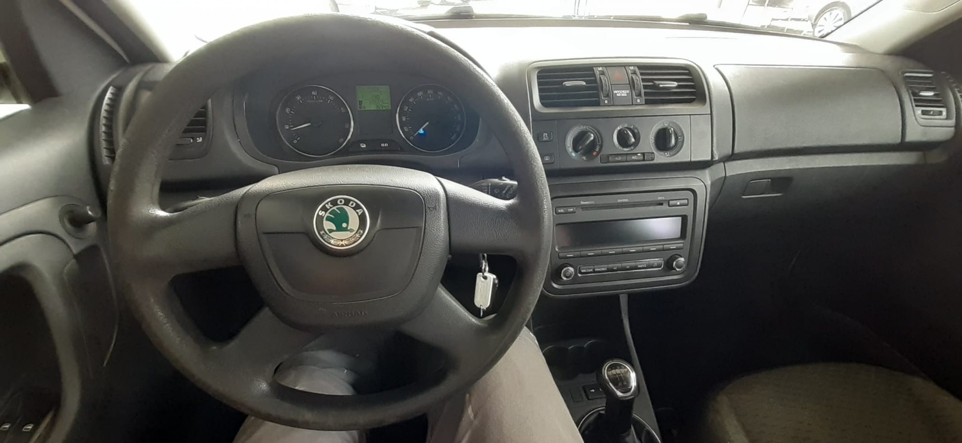 SKODA Roomster 1.2 TSI Style-image-12