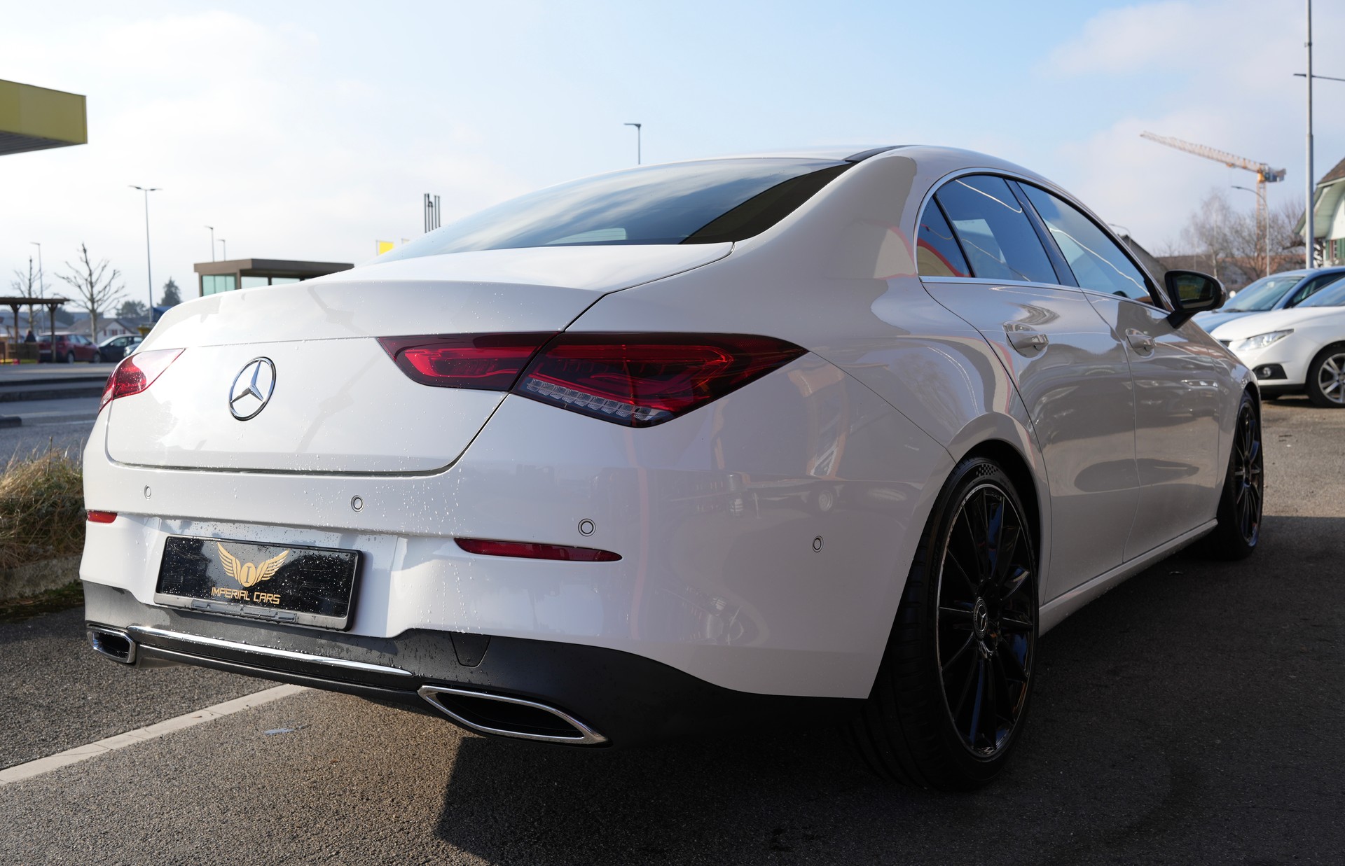 MERCEDES-BENZ CLA 180 d Progressive 7G-DCT-image-4