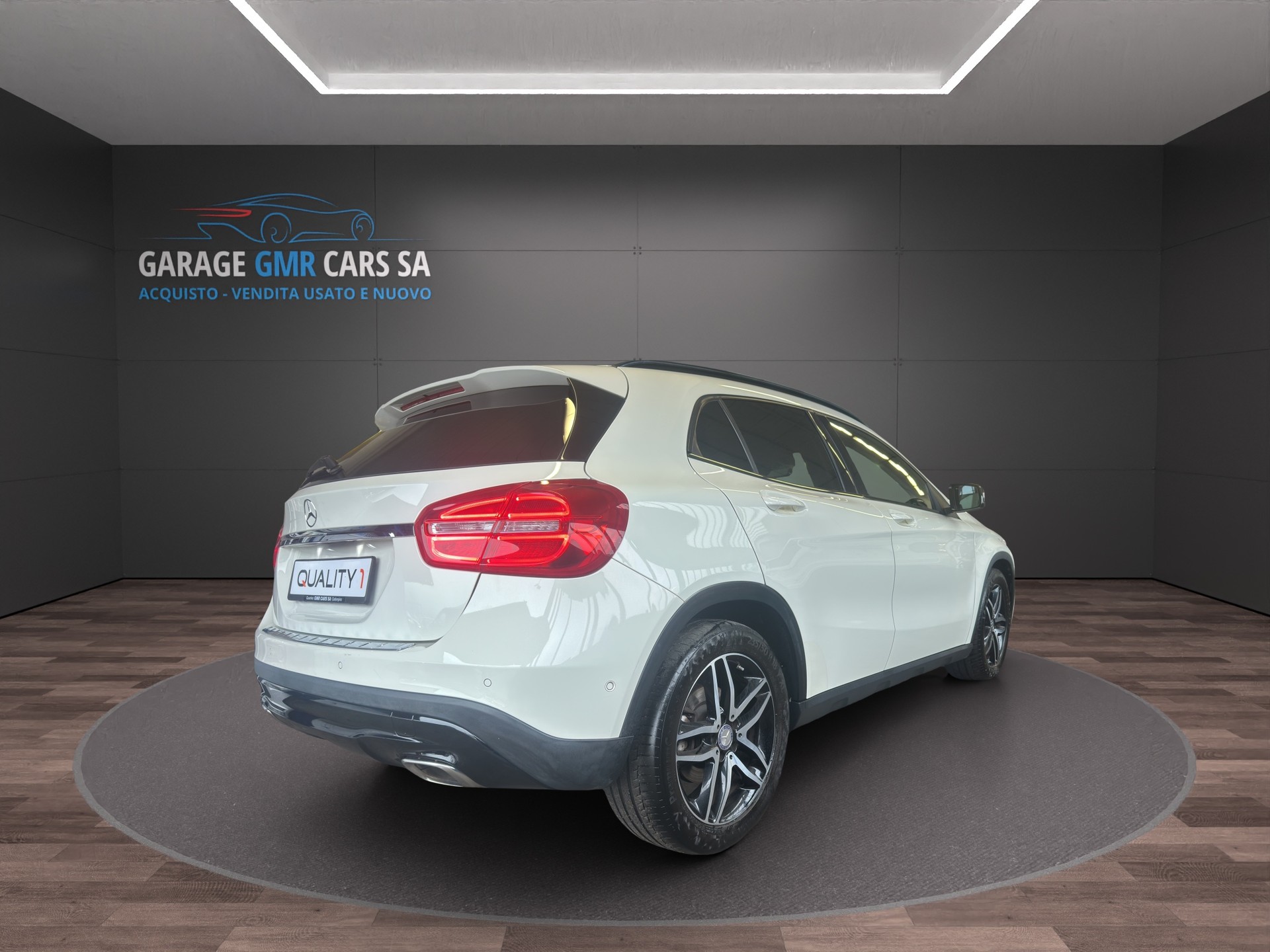 MERCEDES-BENZ GLA 200 CDI Urban 4Matic 7G-DCT-image-5