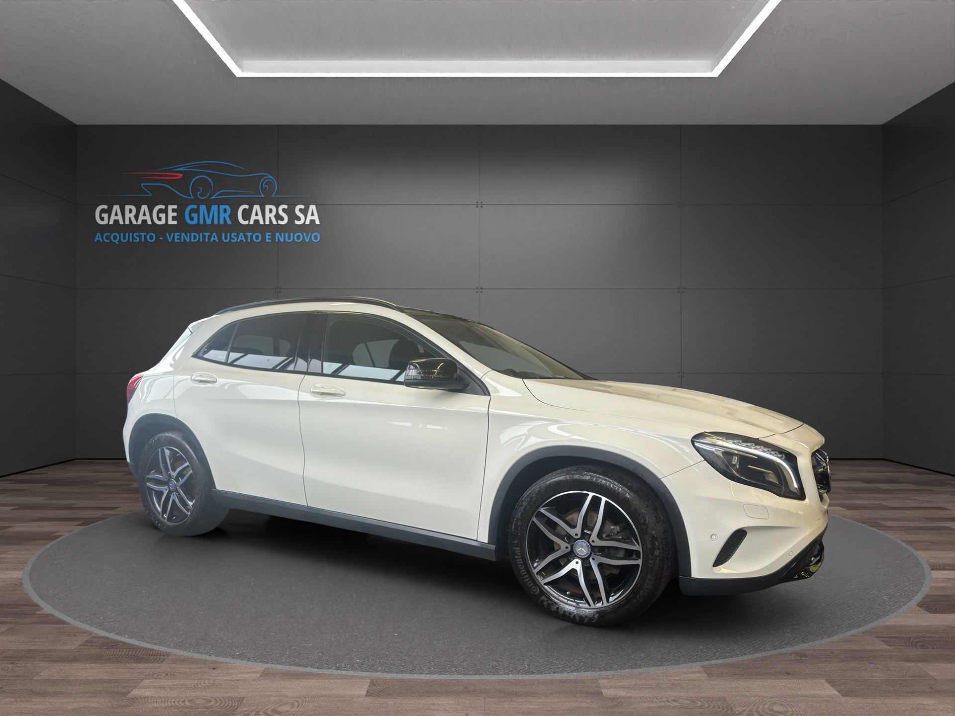 MERCEDES-BENZ GLA 200 CDI Urban 4Matic 7G-DCT-image-3