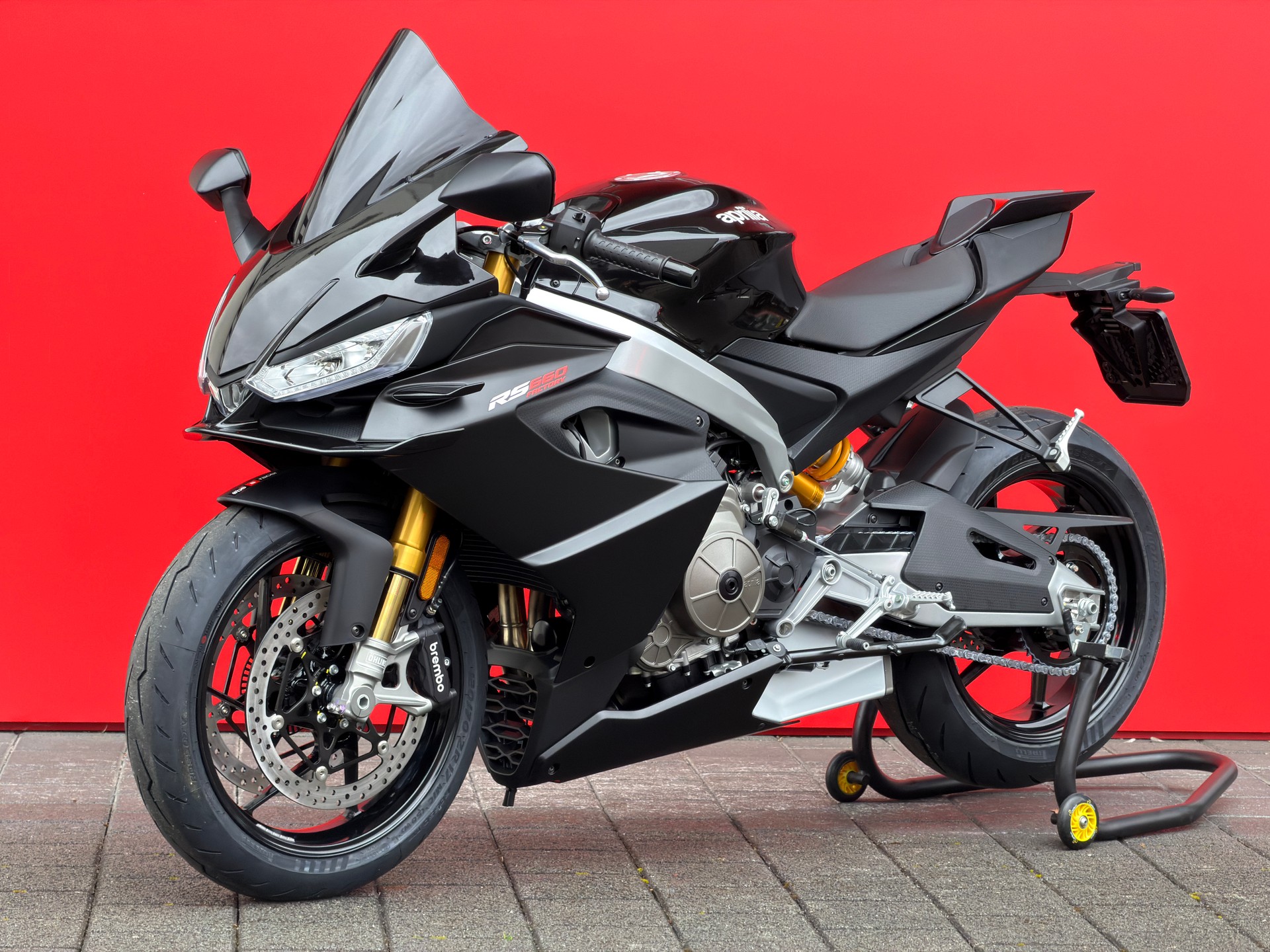 APRILIA RS 660 Factory ''Black Edition'' E5+ (105PS)-image-1