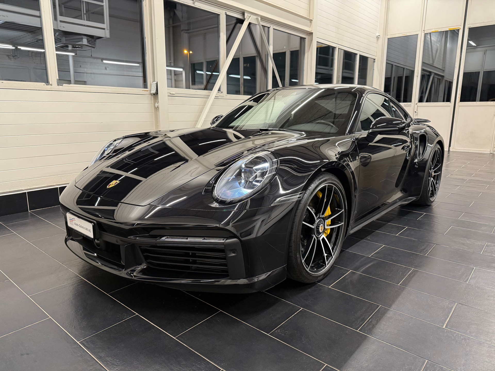PORSCHE 911 Turbo S PDK