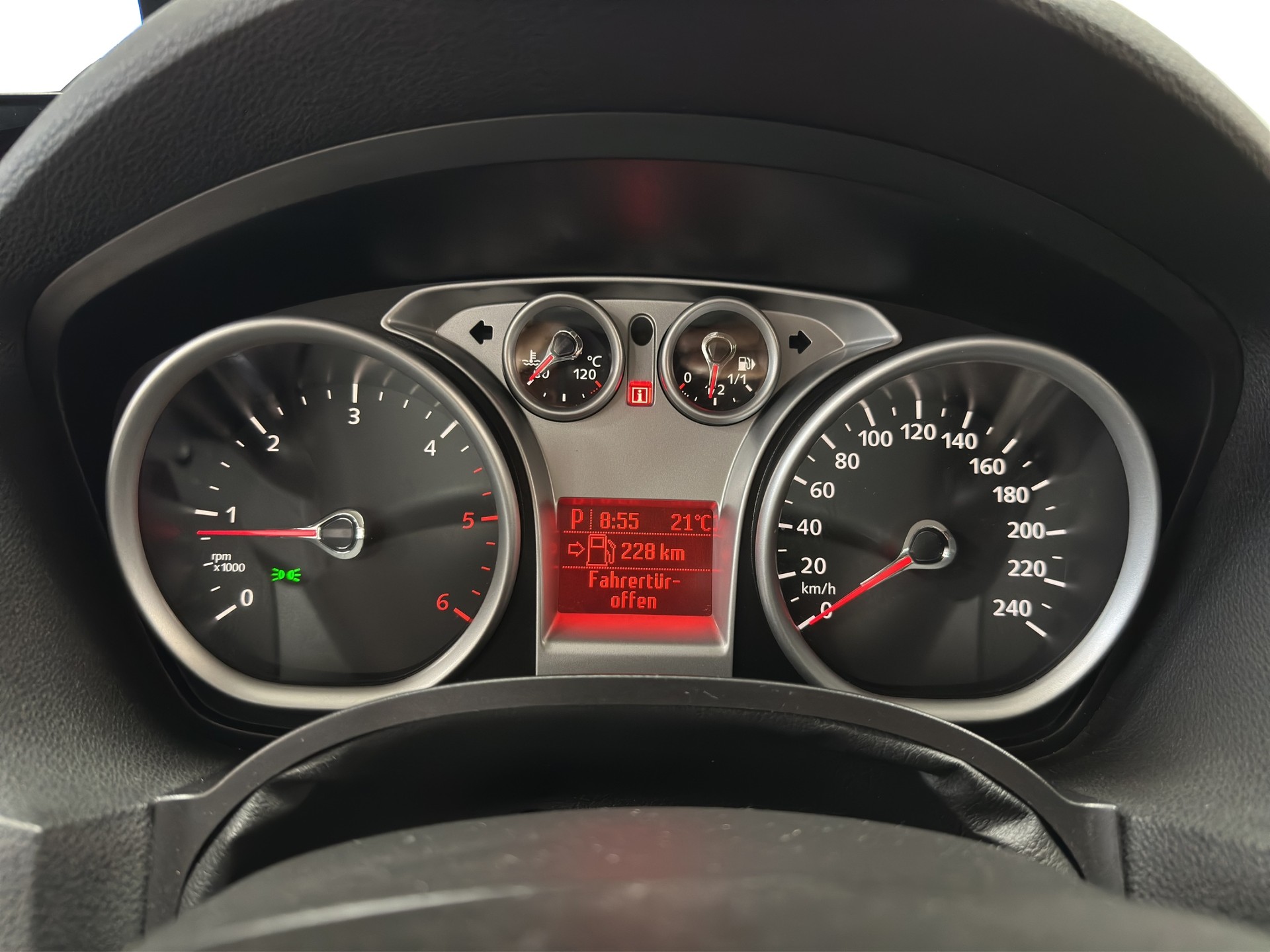 FORD Kuga 2.0 TDCi Carving 4WD PowerShift-image-21