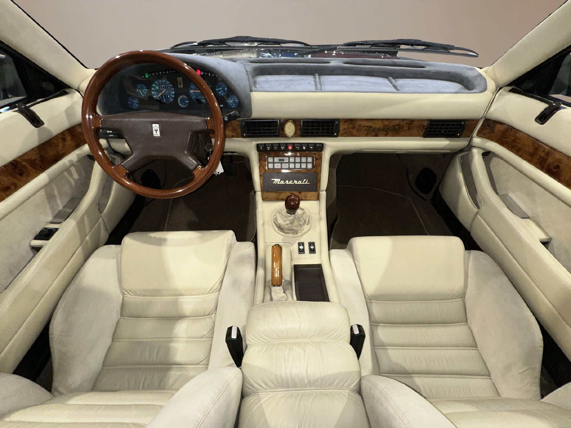 MASERATI Biturbo 222 E-image-12