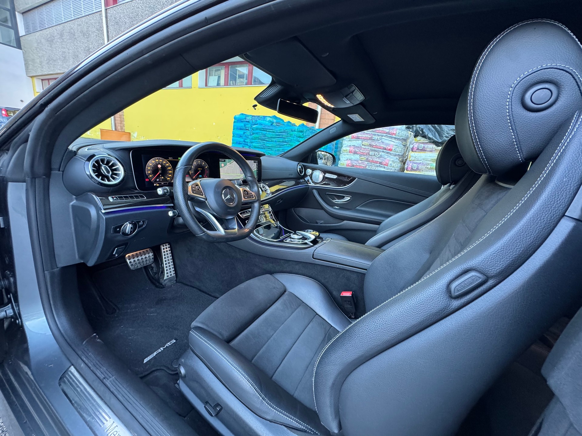MERCEDES-BENZ E 350 Coupé AMG Line 9G-Tronic-image-4
