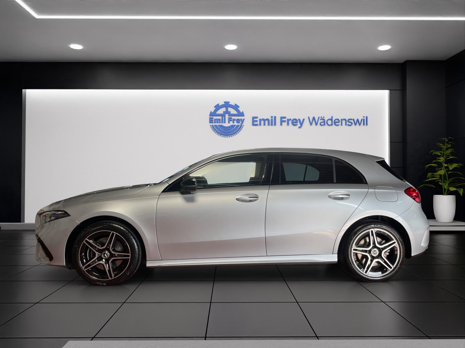 MERCEDES-BENZ A 250 e EQ Star AMG Line-showroom-element-1