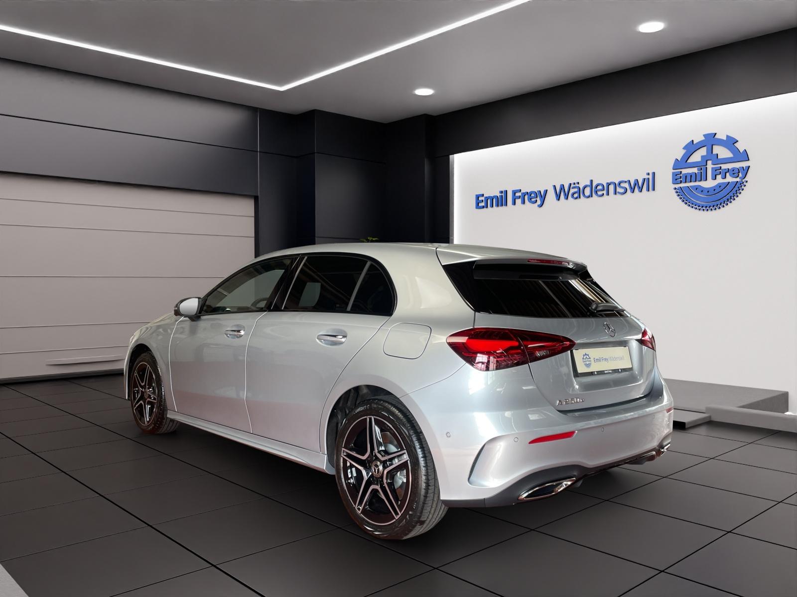 MERCEDES-BENZ A 250 e EQ Star AMG Line-showroom-element-2