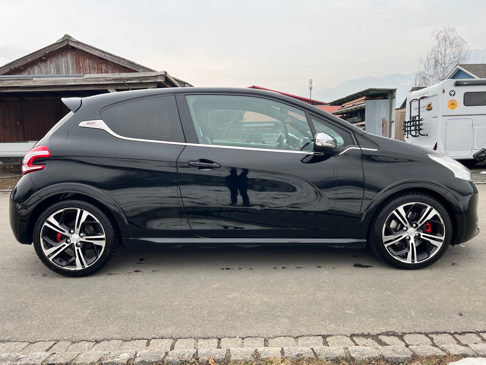 PEUGEOT 208 1.6 Turbo GTi-image-7