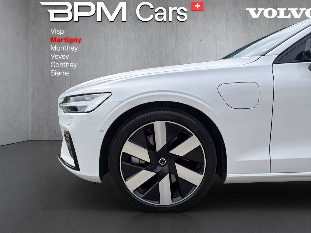 VOLVO S60 2.0 T8 TE Ultimate Dark eAWD-image-6