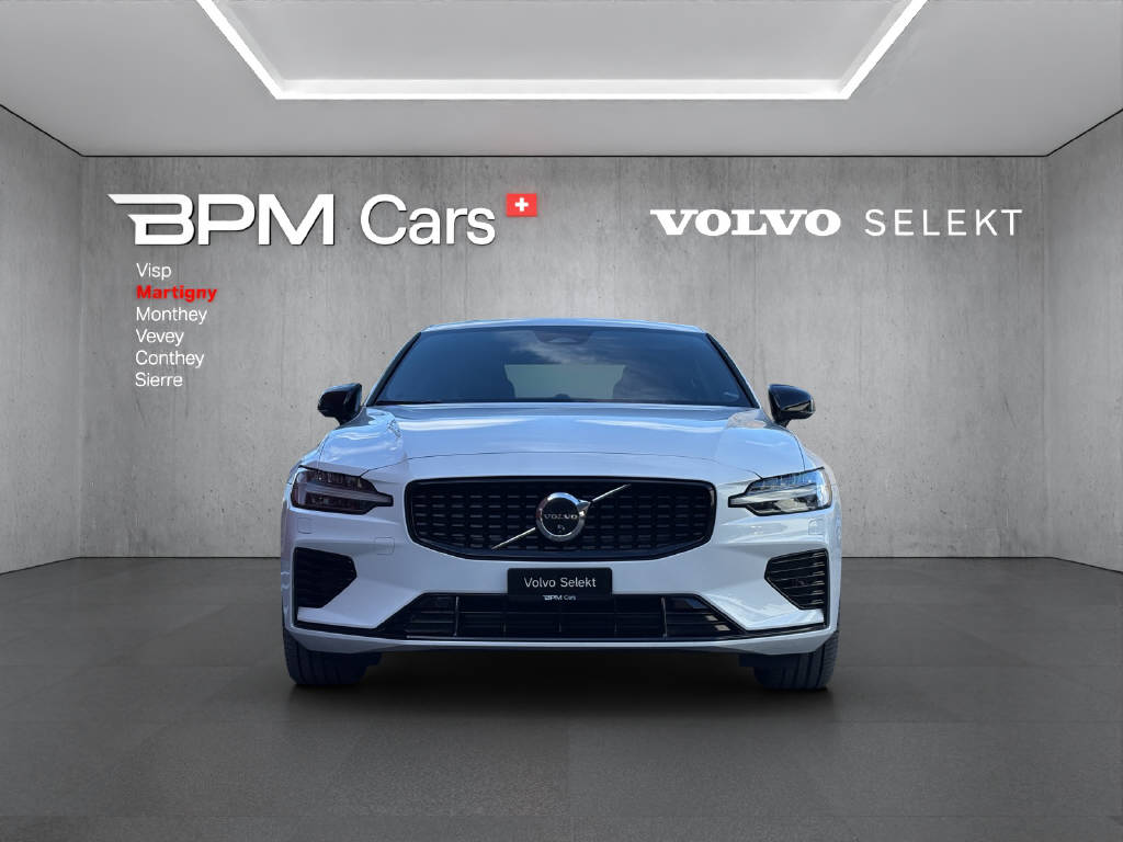 VOLVO S60 2.0 T8 TE Ultimate Dark eAWD-showroom-element-1