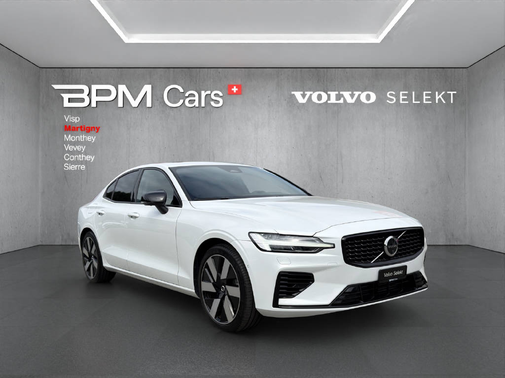 VOLVO S60 2.0 T8 TE Ultimate Dark eAWD-image-4