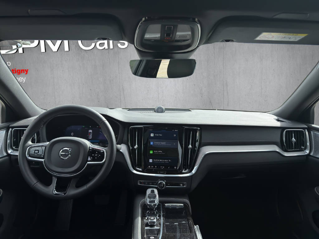 VOLVO S60 2.0 T8 TE Ultimate Dark eAWD-image-11