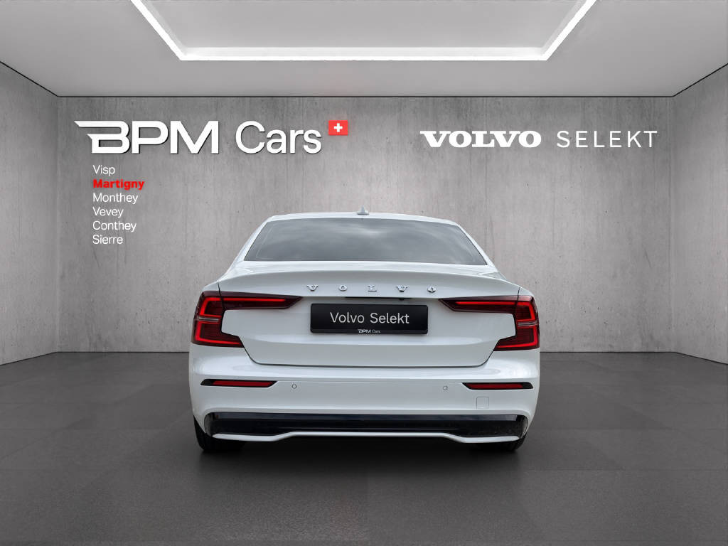 VOLVO S60 2.0 T8 TE Ultimate Dark eAWD-showroom-element-2