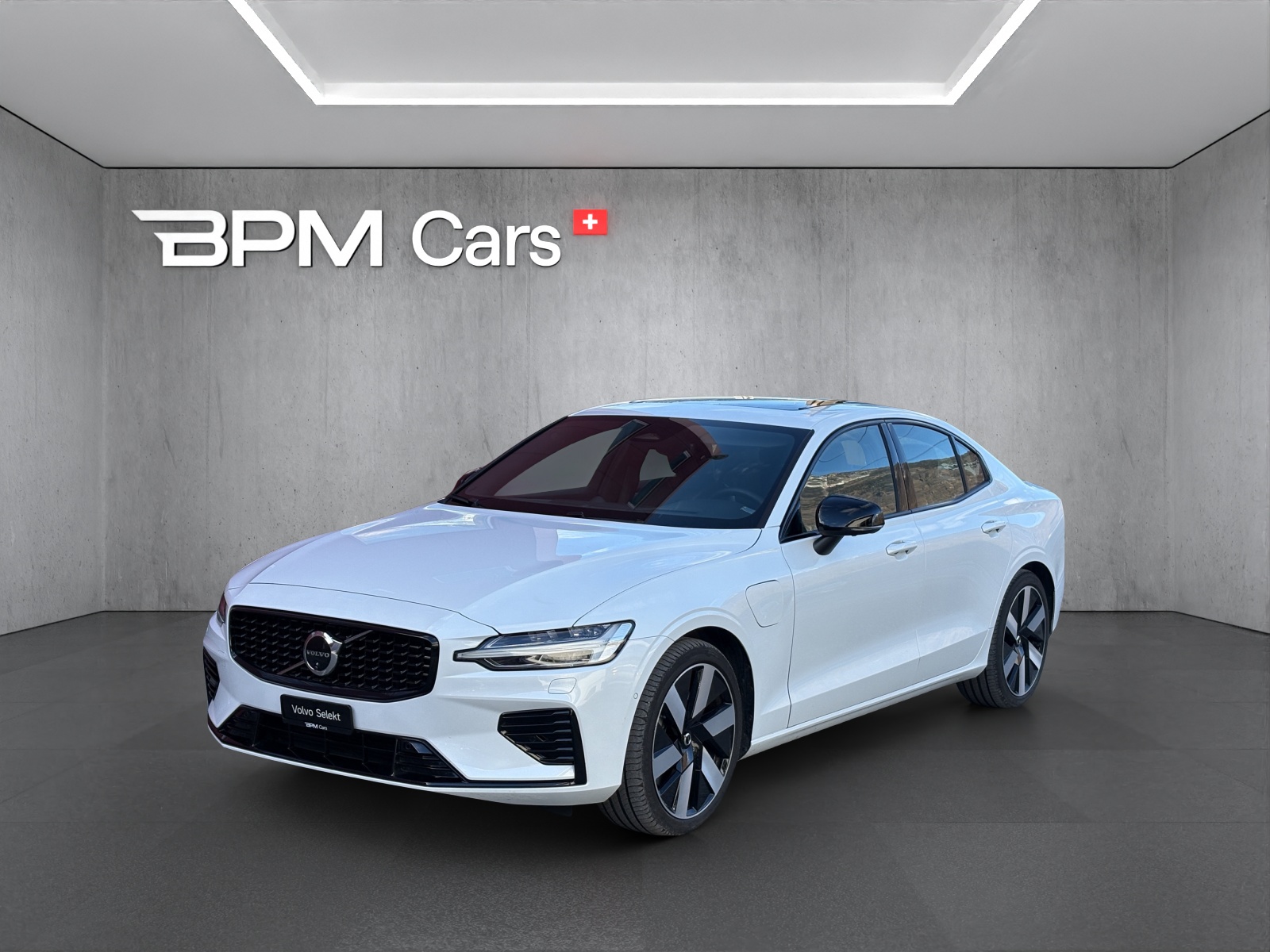 VOLVO S60 2.0 T8 TE Ultimate Dark eAWD