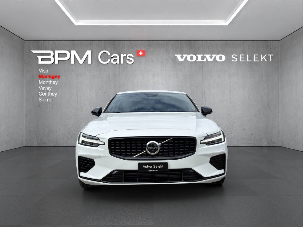VOLVO S60 2.0 T8 TE Ultimate Dark eAWD-image-5