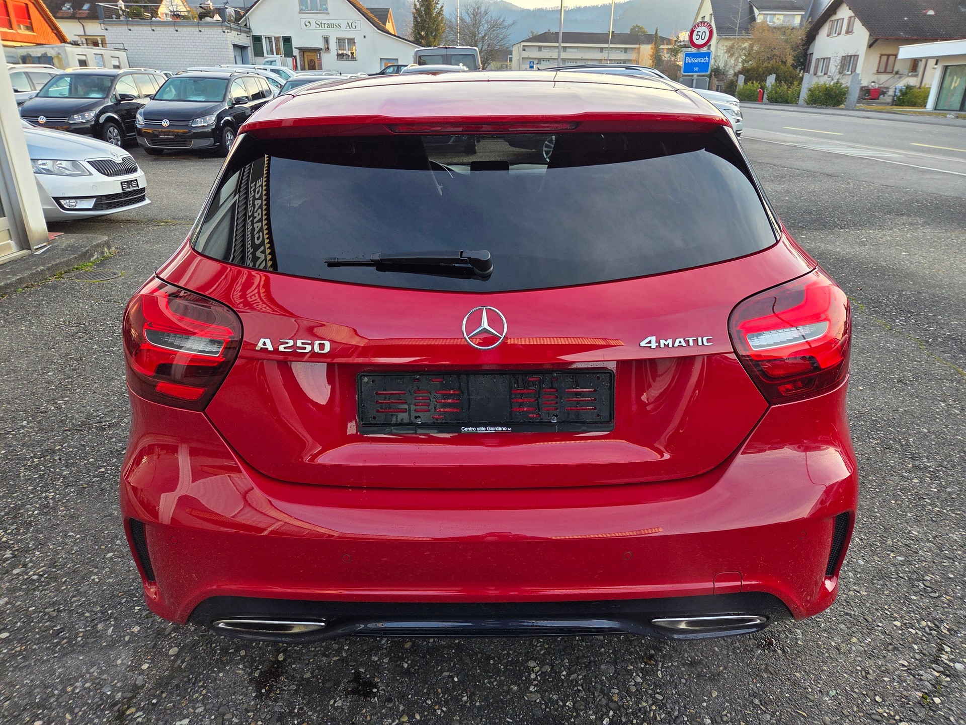 MERCEDES-BENZ A 250 Active Star 4Matic 7G-DCT-image-4