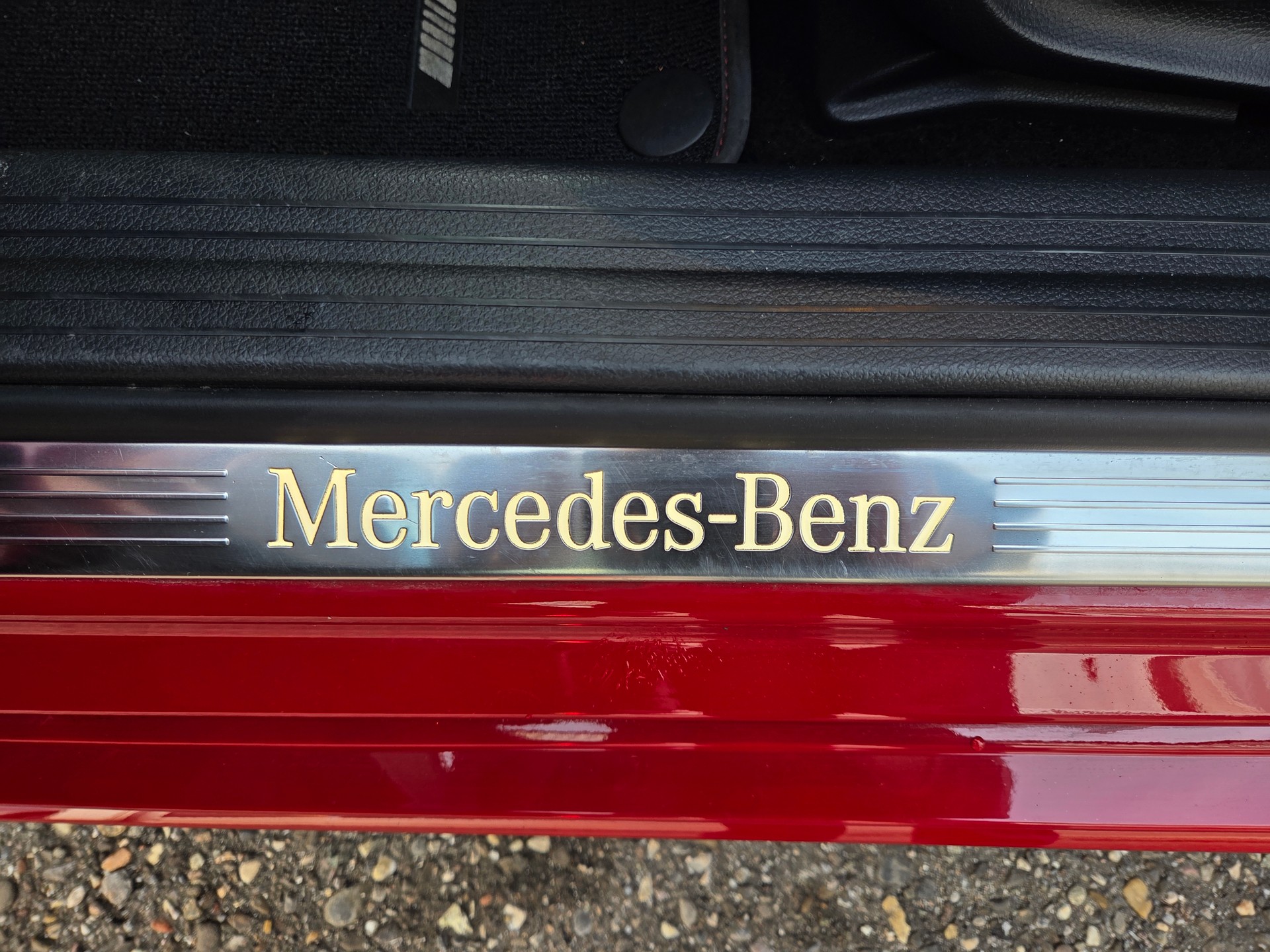MERCEDES-BENZ A 250 Active Star 4Matic 7G-DCT-image-19