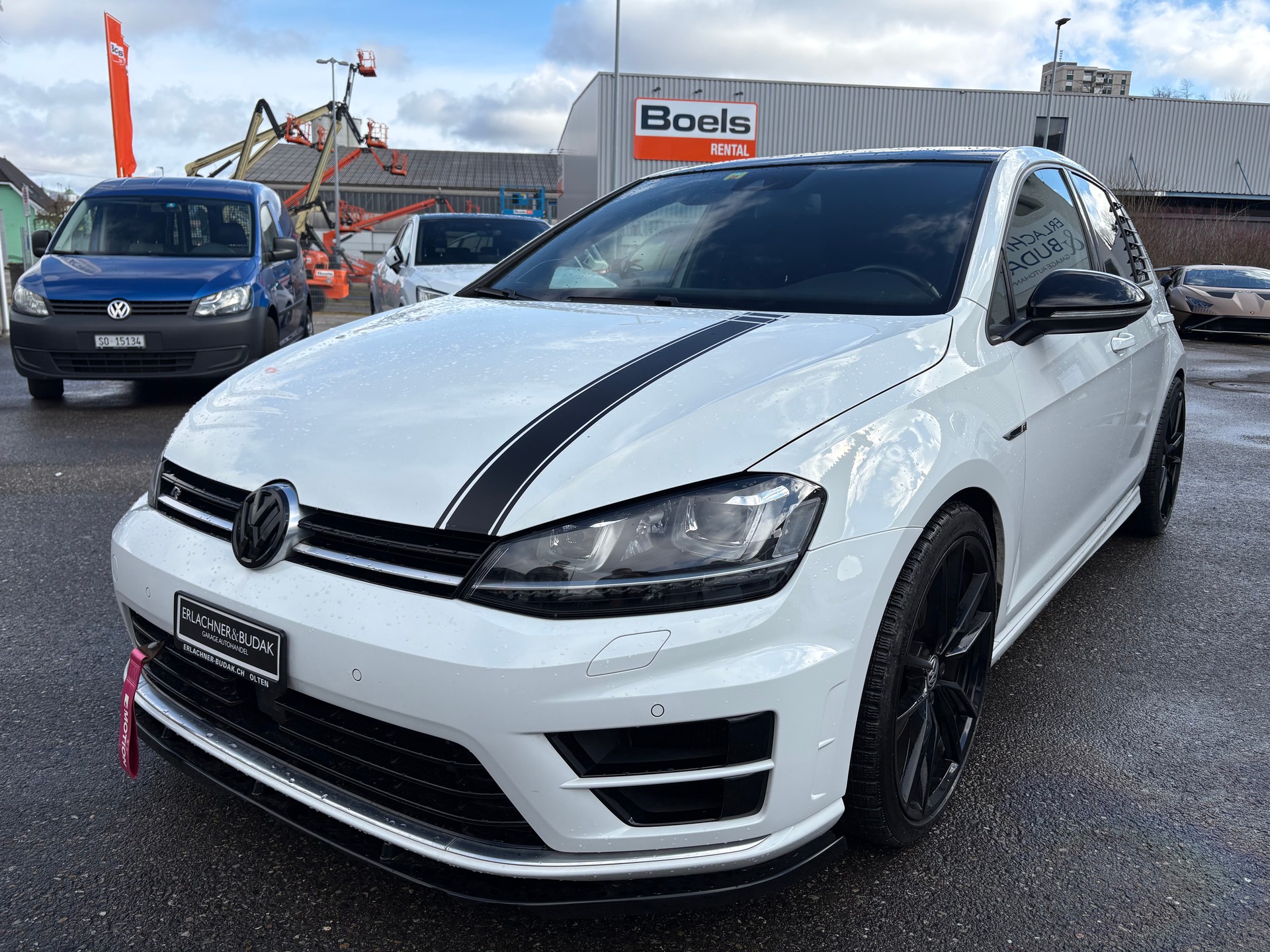 VW Golf 2.0 TSI R 4Motion DSG-showroom-element-1