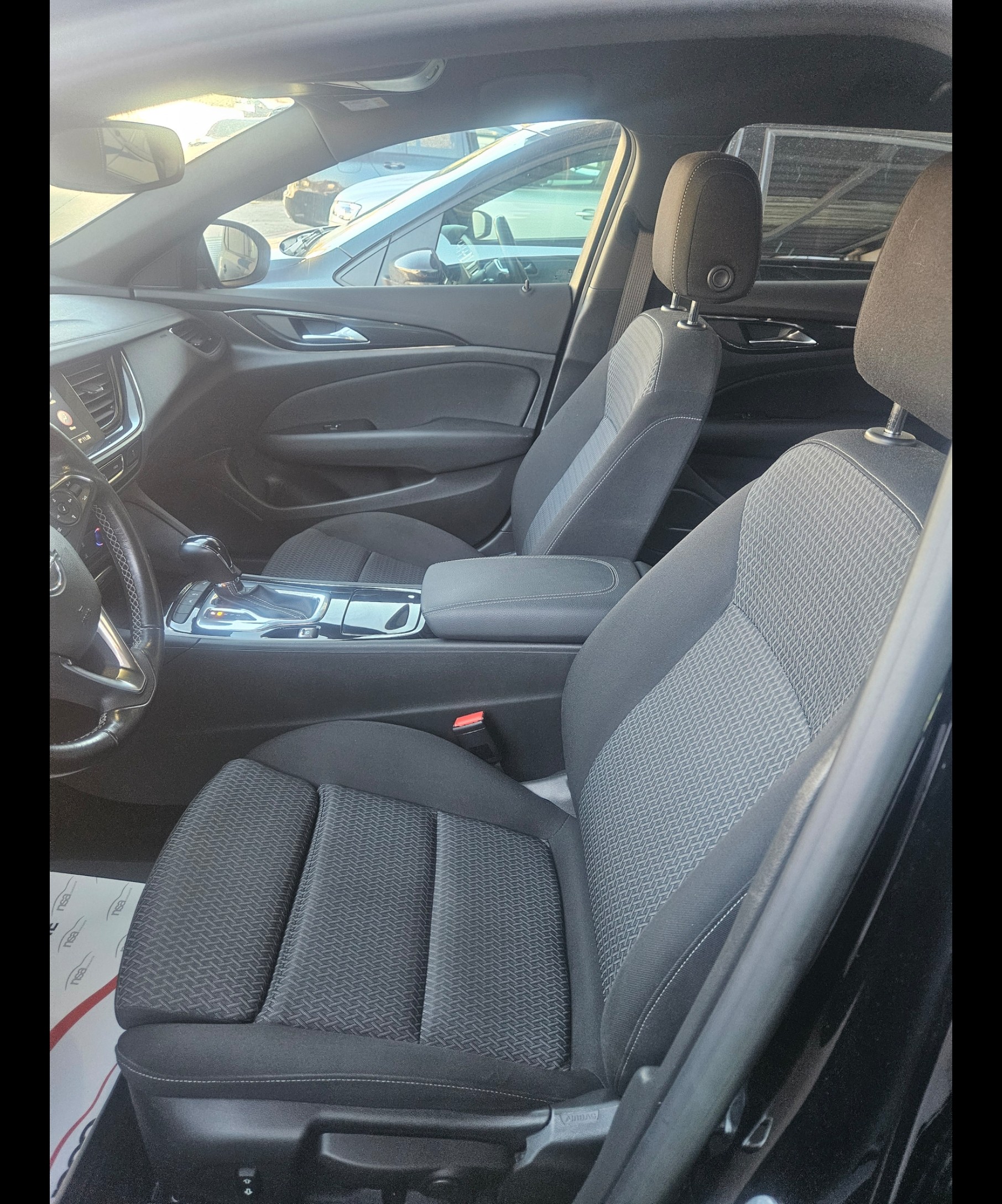 OPEL Insignia 1.5 CDTI Sports Tourer Elegance Automatic-image-9