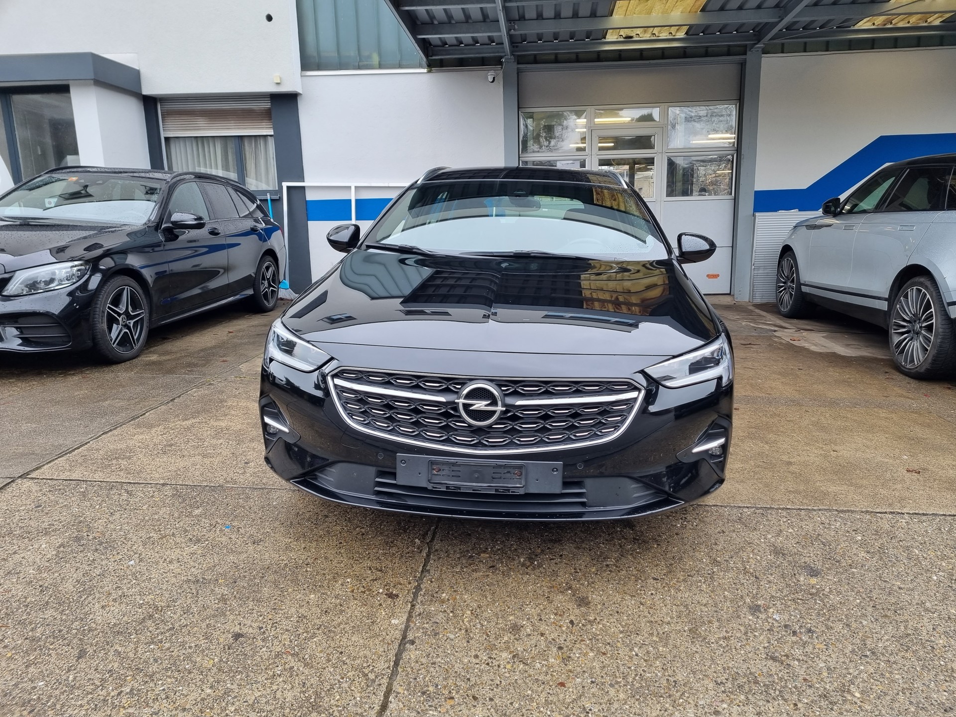 OPEL Insignia 1.5 CDTI Sports Tourer Elegance Automatic-image-2