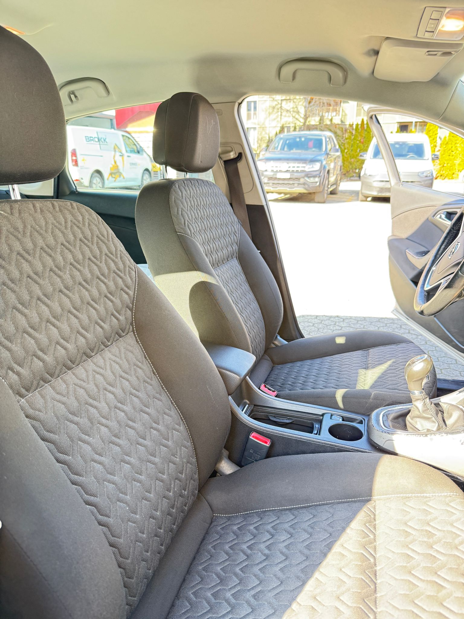 OPEL Astra 1.4i 16V Turbo Sport-image-9