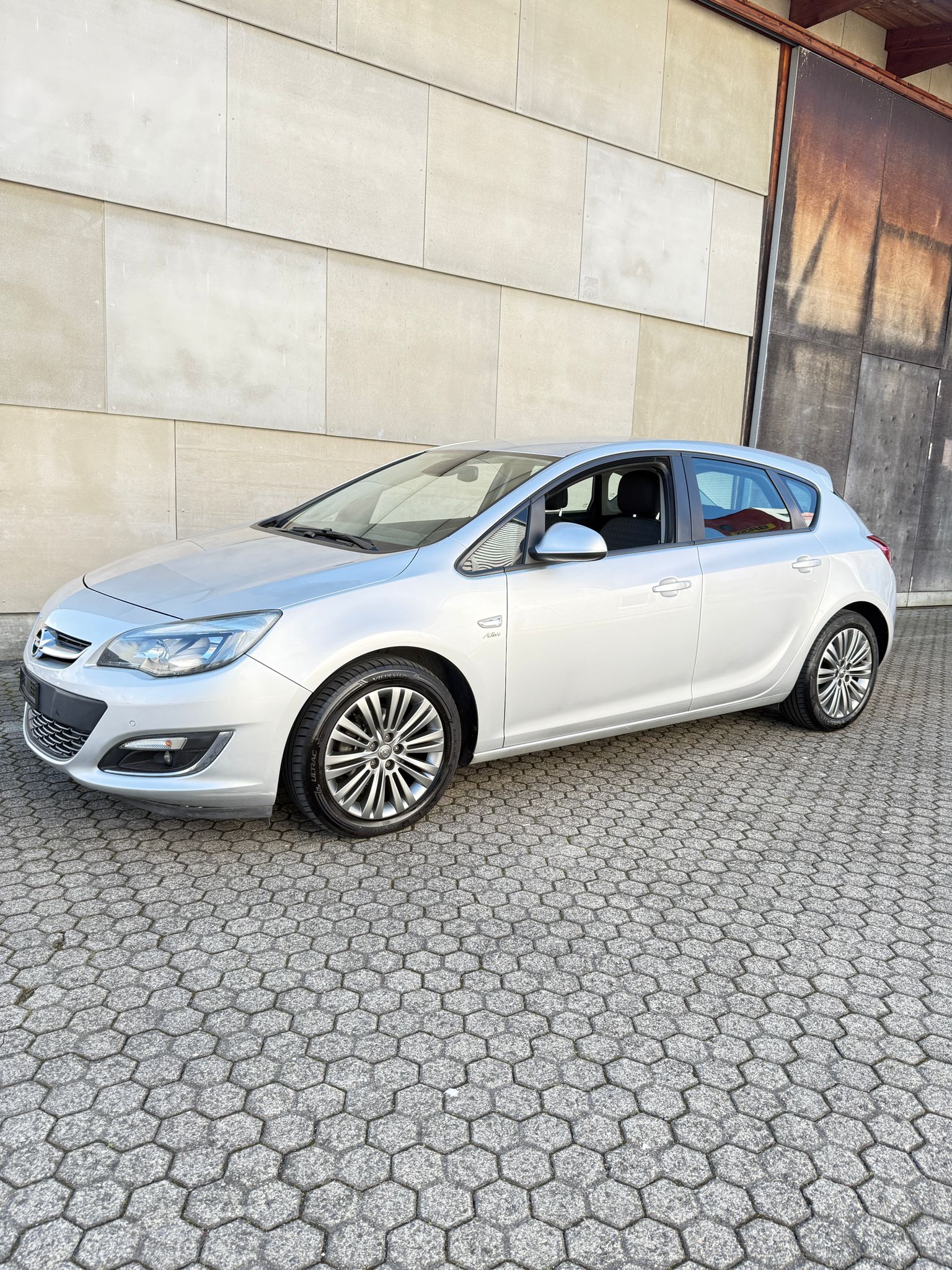 OPEL Astra 1.4i 16V Turbo Sport-image-3