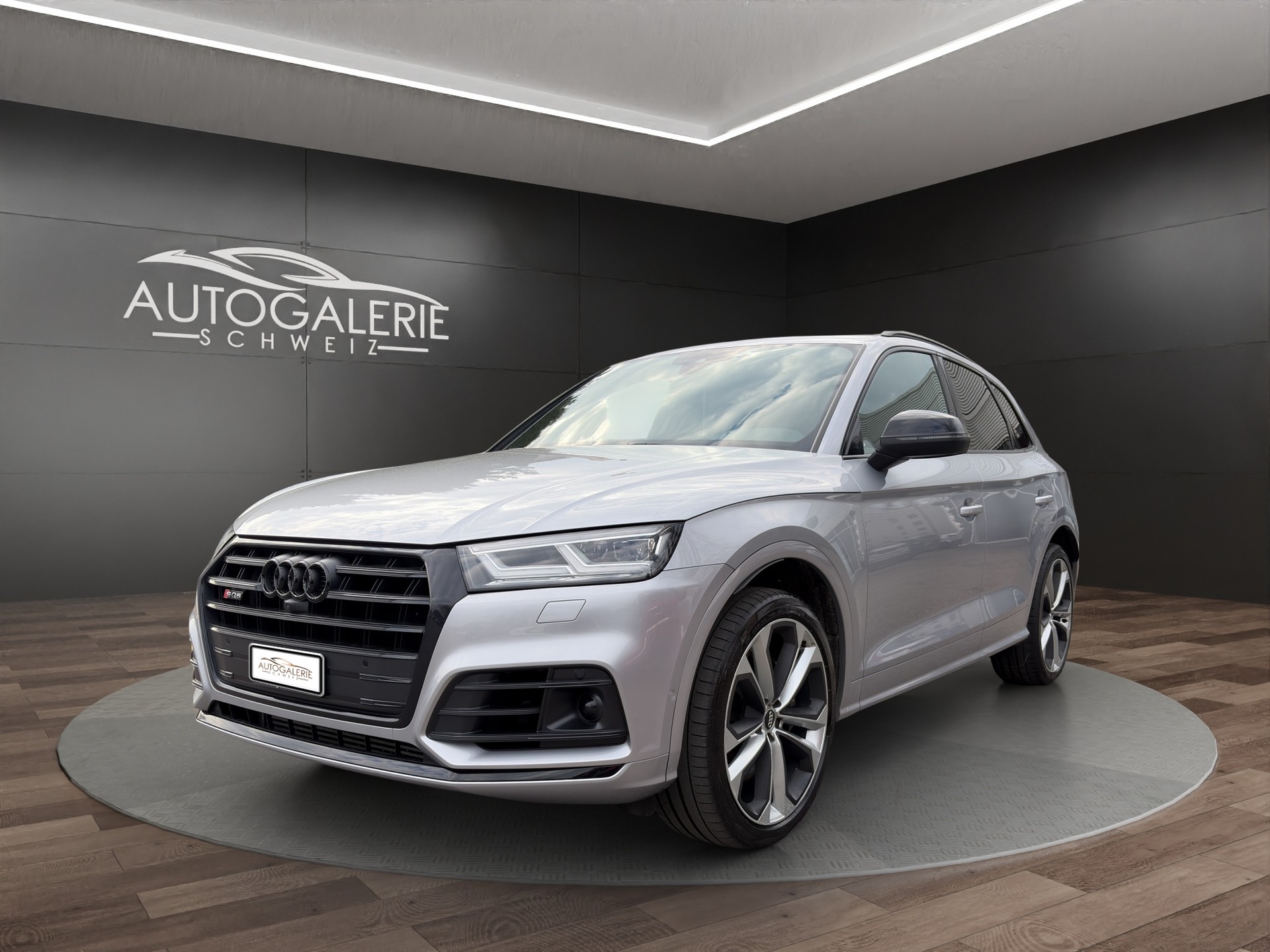 AUDI SQ5 TDI quattro | CH | Sportsitz Plus | Panorama | Black Paket | HeadUp | Bang & Olufsen | Feinnappa | AHK