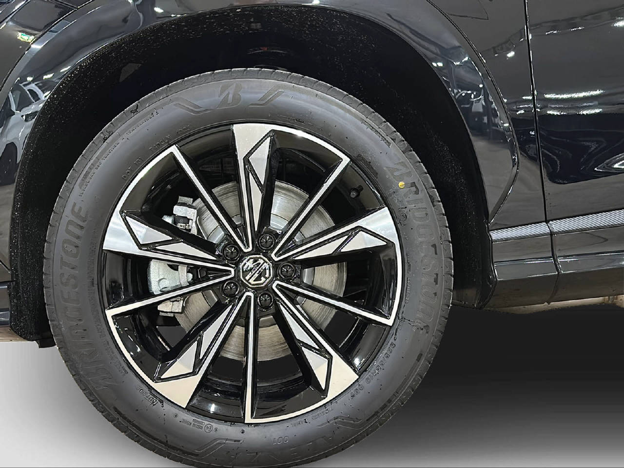 MG HS 1.5 Hybrid Luxury-image-8