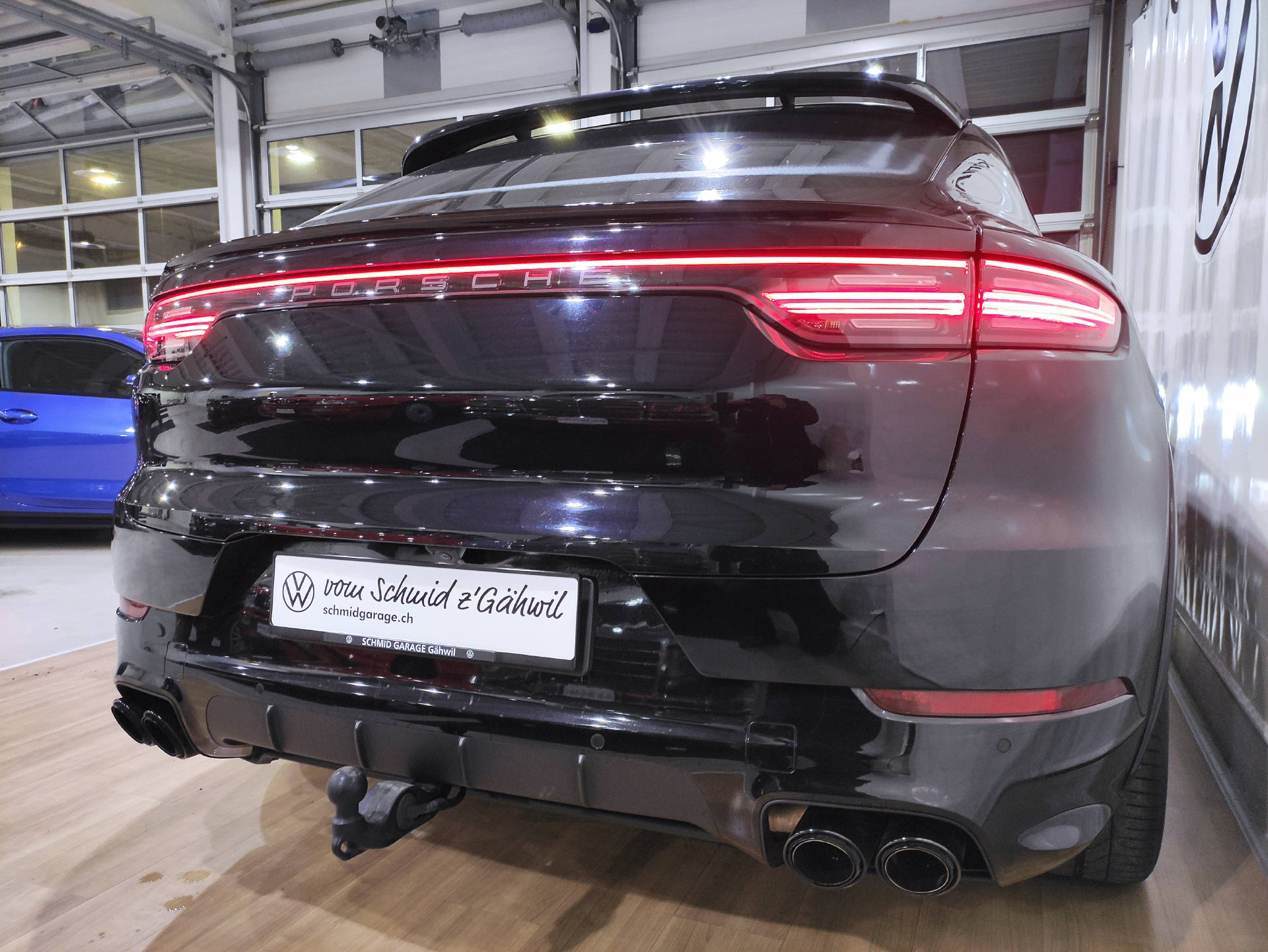 PORSCHE Cayenne Coupé 4.0 V8 GTS-image-14